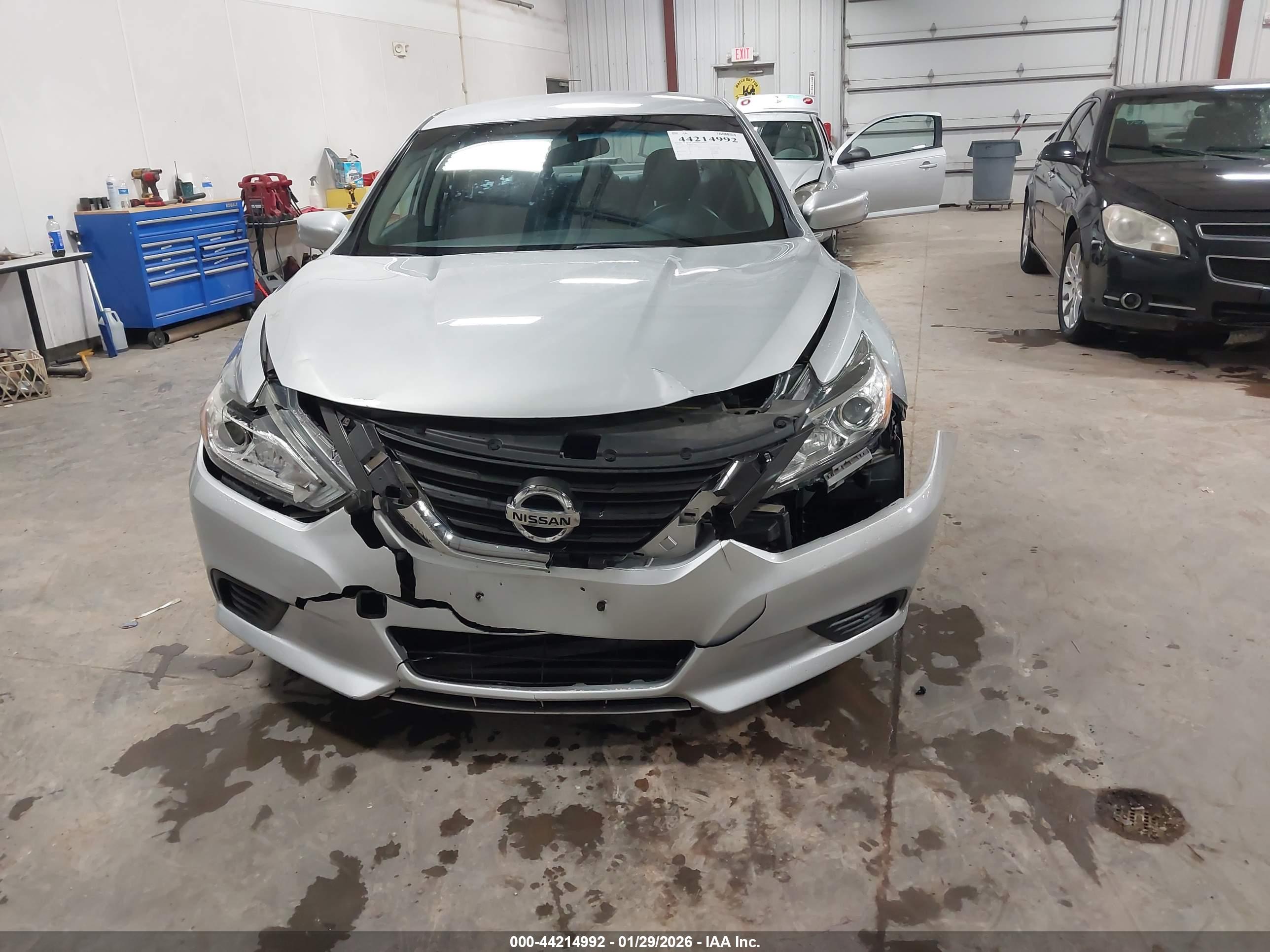 NISSAN ALTIMA image 6
