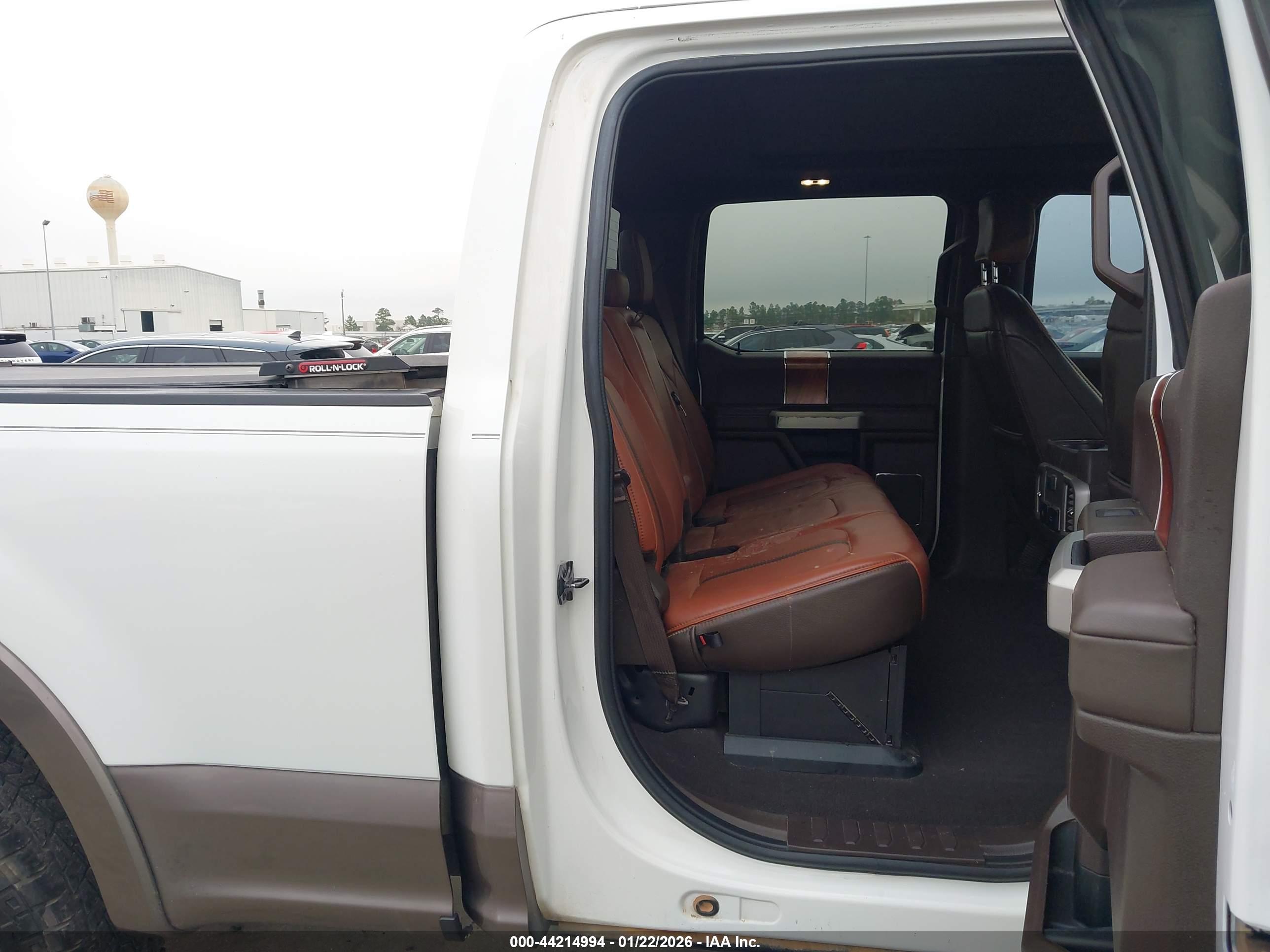 FORD F-250 image 8