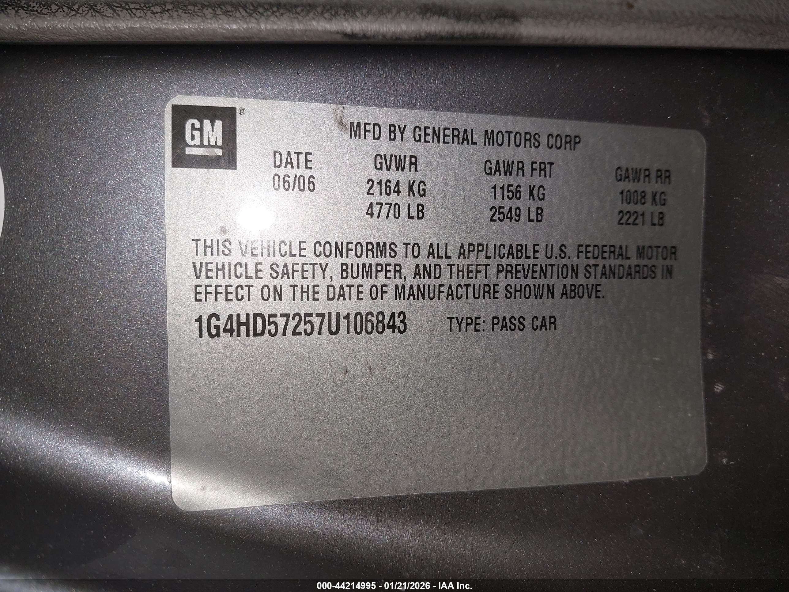 BUICK LUCERNE image 9