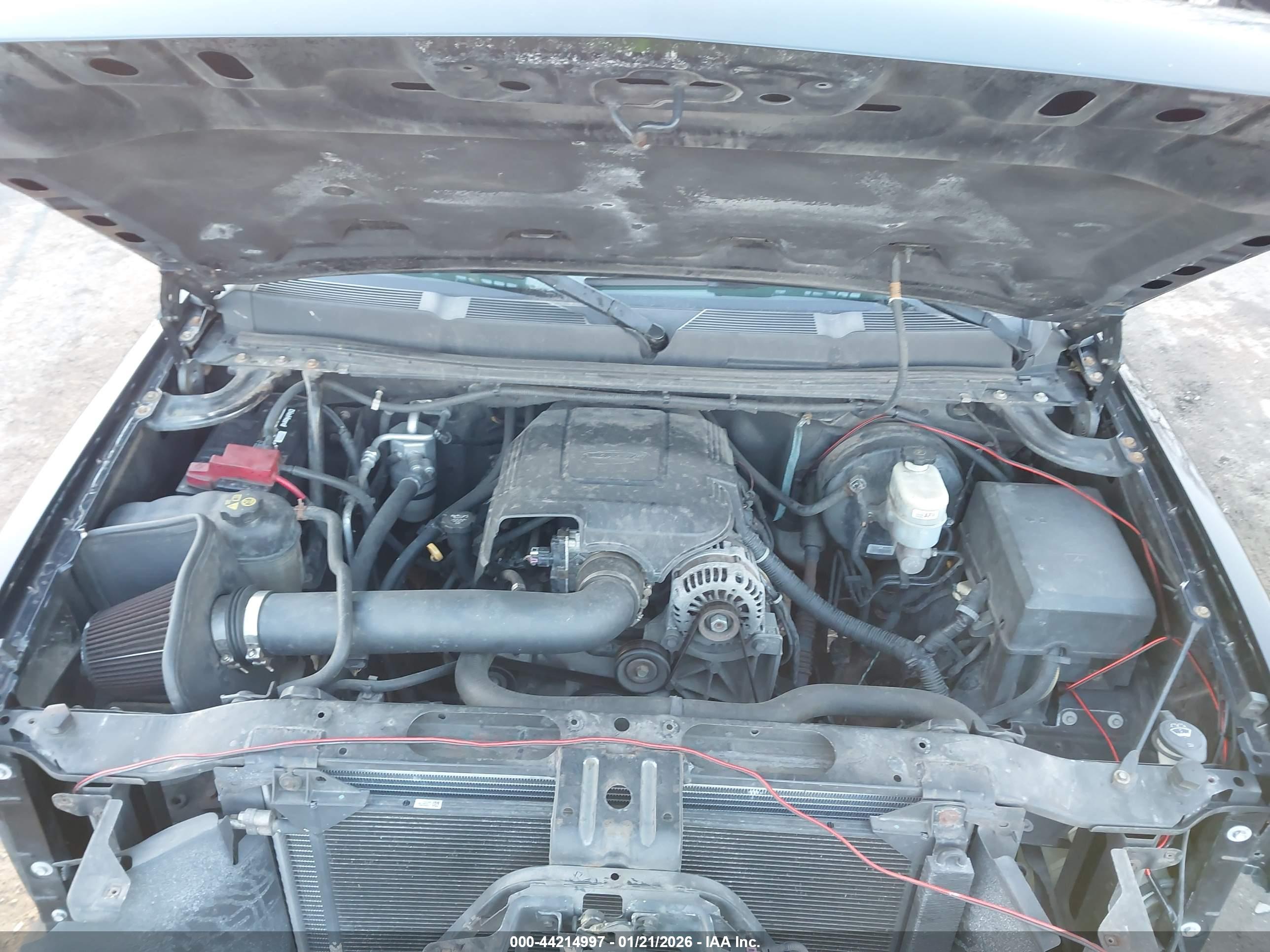CHEVROLET SILVERADO image 10