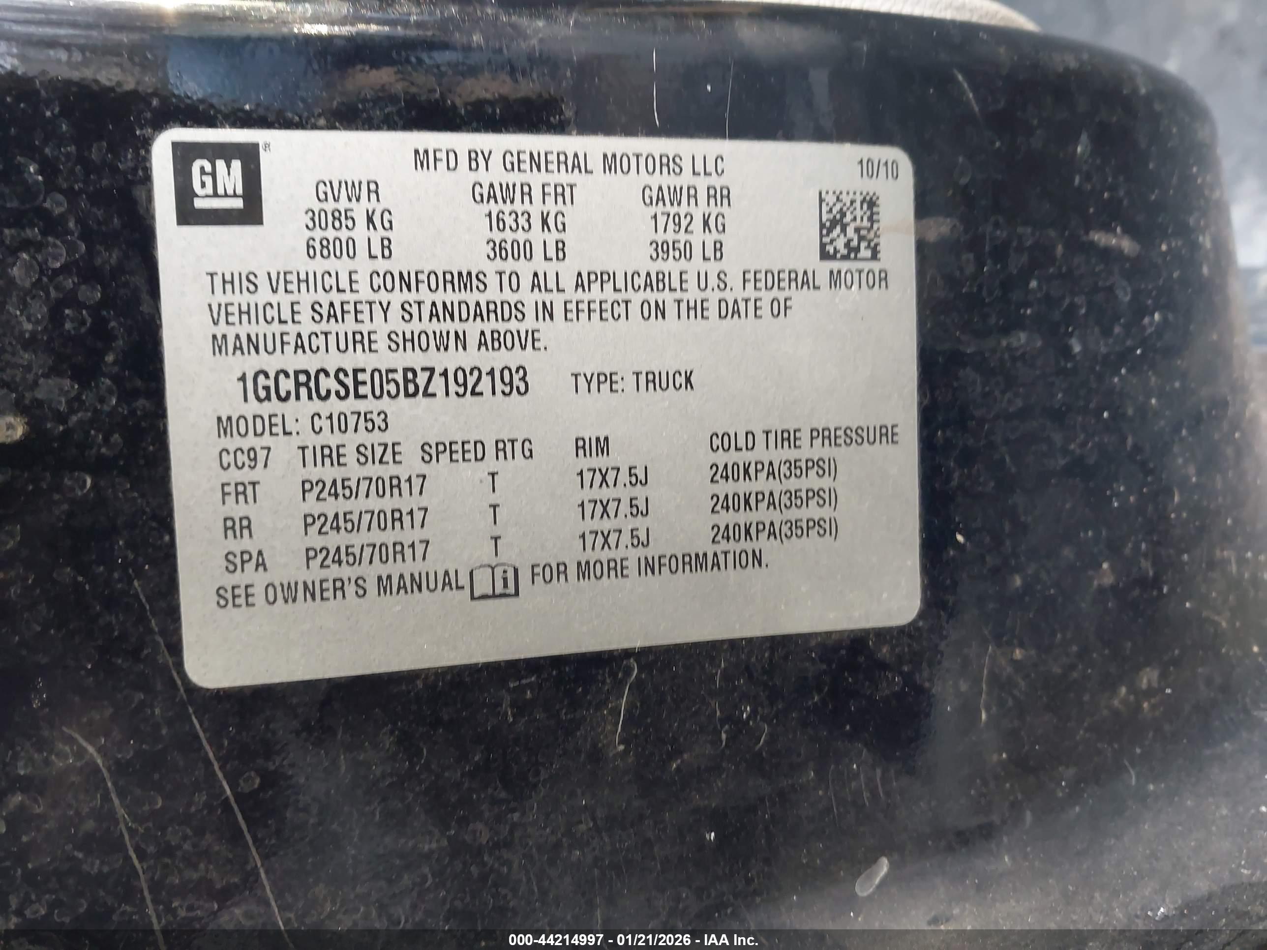 CHEVROLET SILVERADO image 9