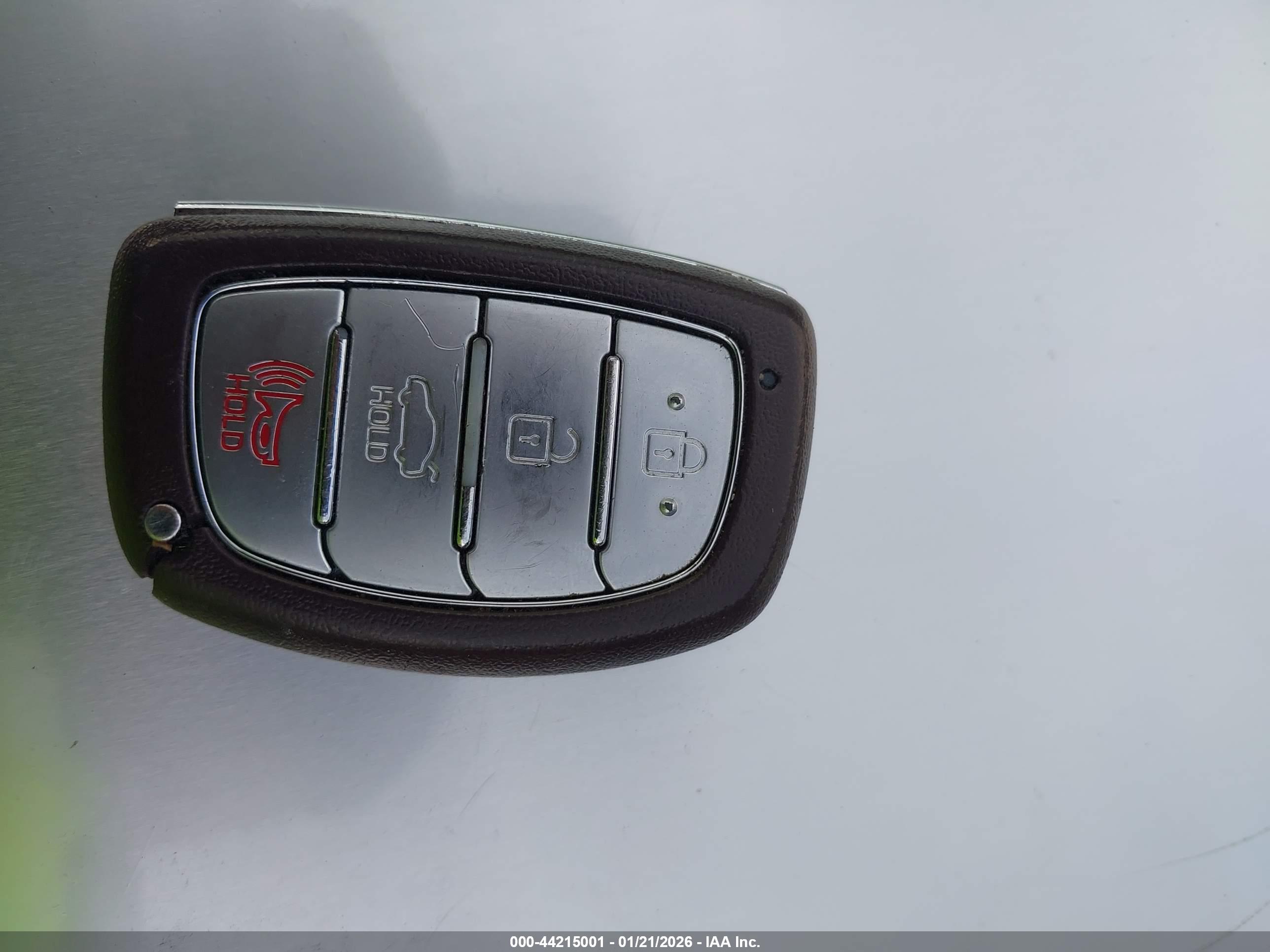 HYUNDAI SONATA image 11