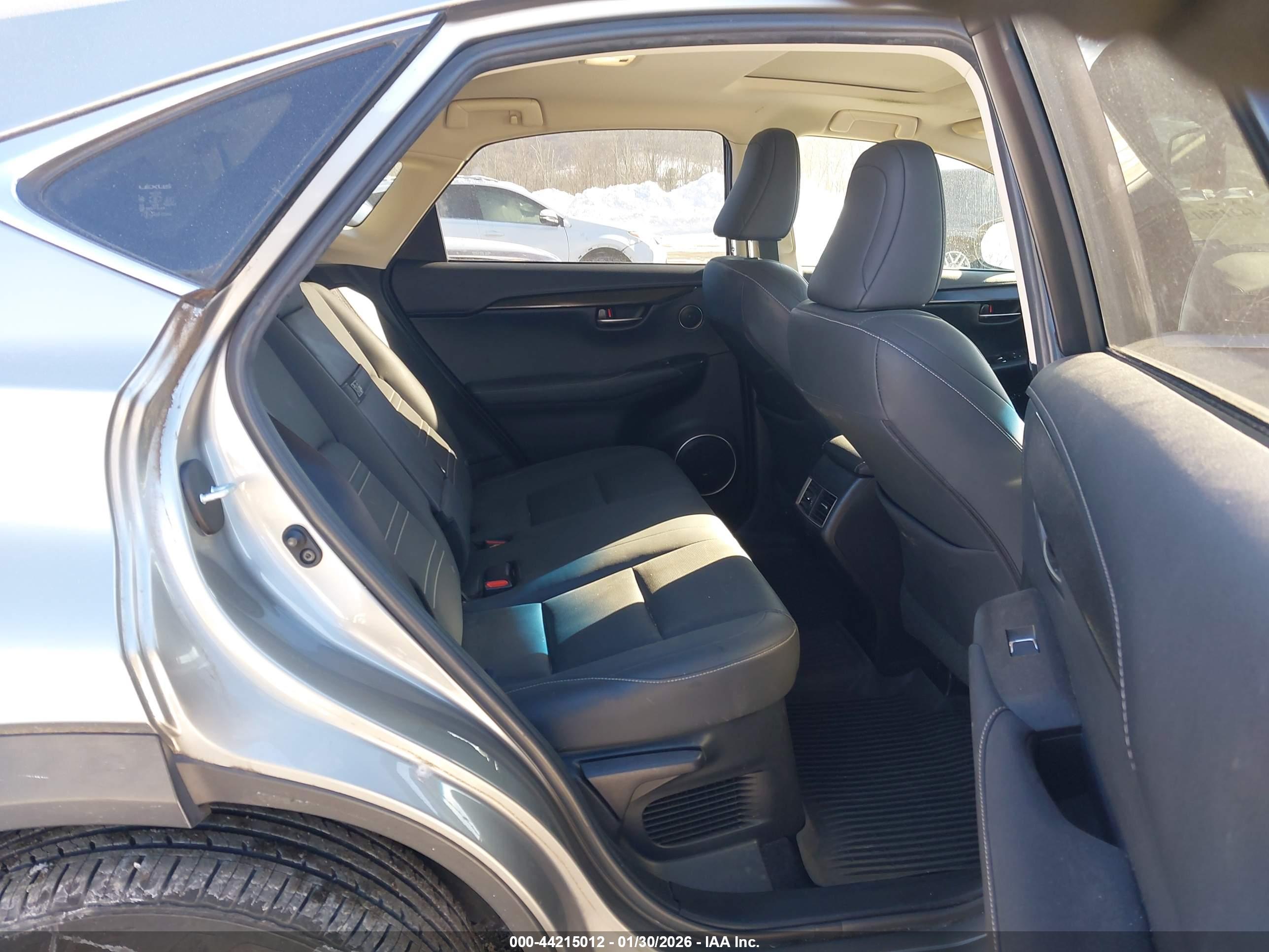LEXUS NX image 8