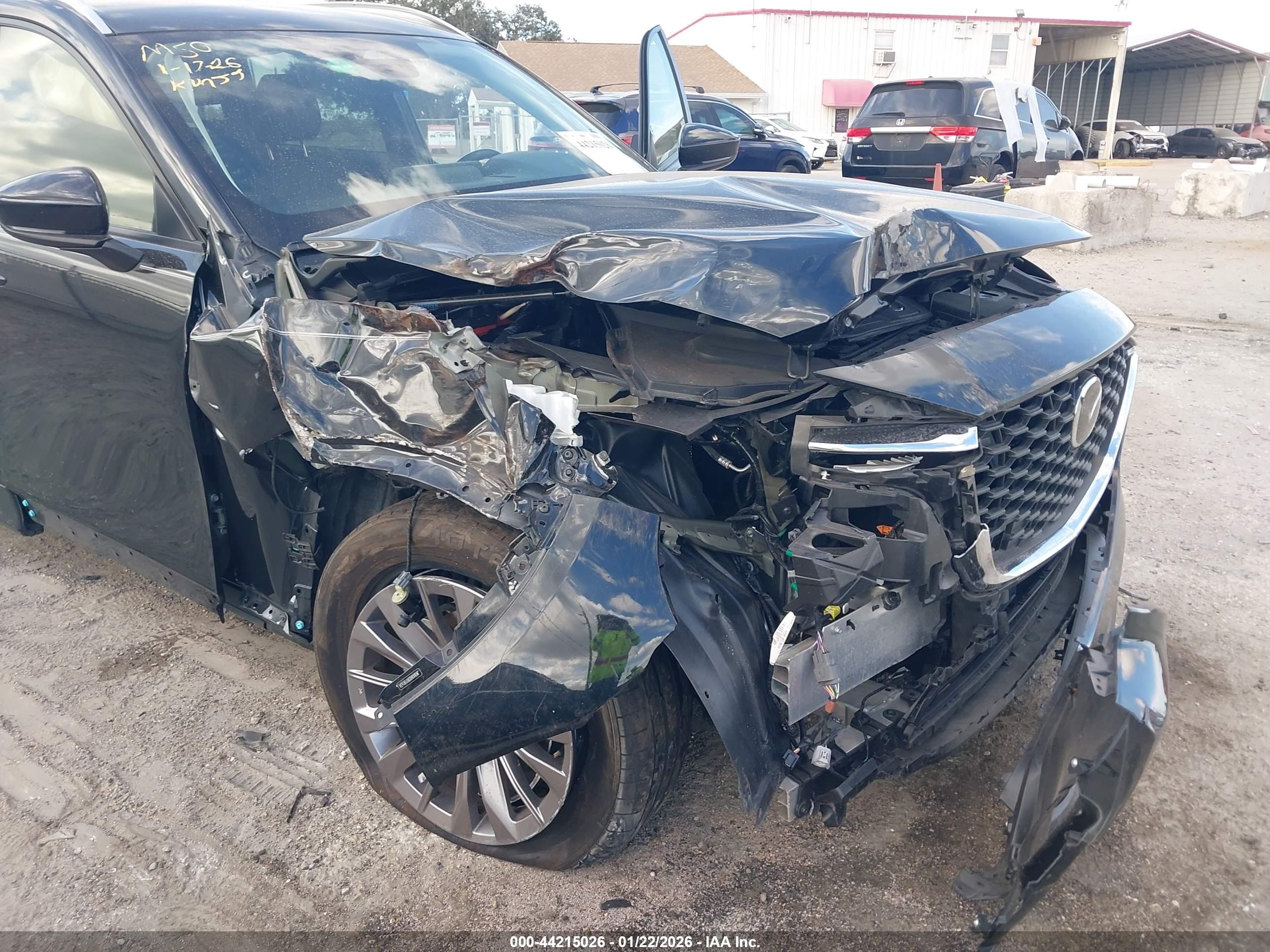 MAZDA CX-90 image 6