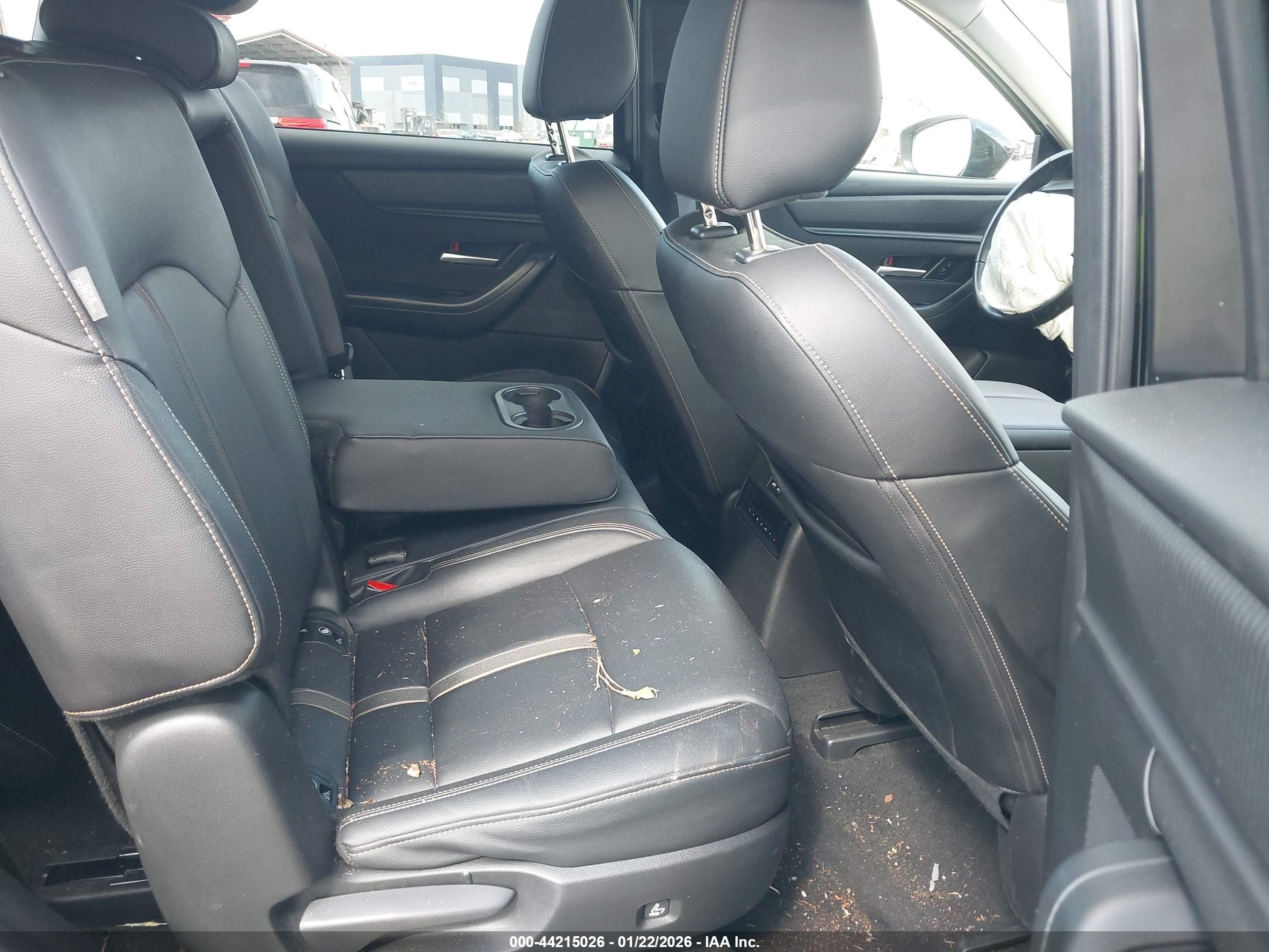 MAZDA CX-90 image 8