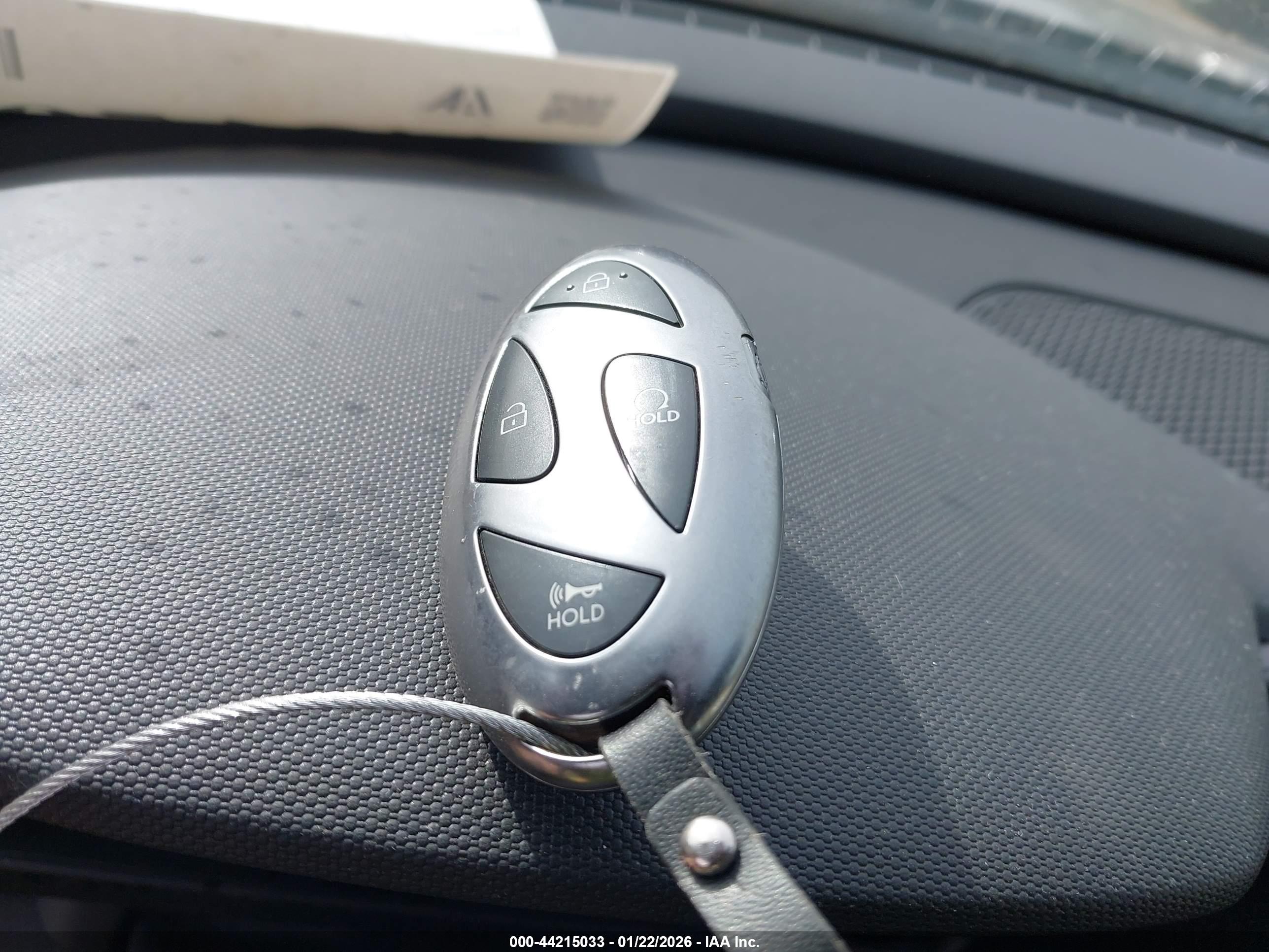 HYUNDAI ELANTRA image 11