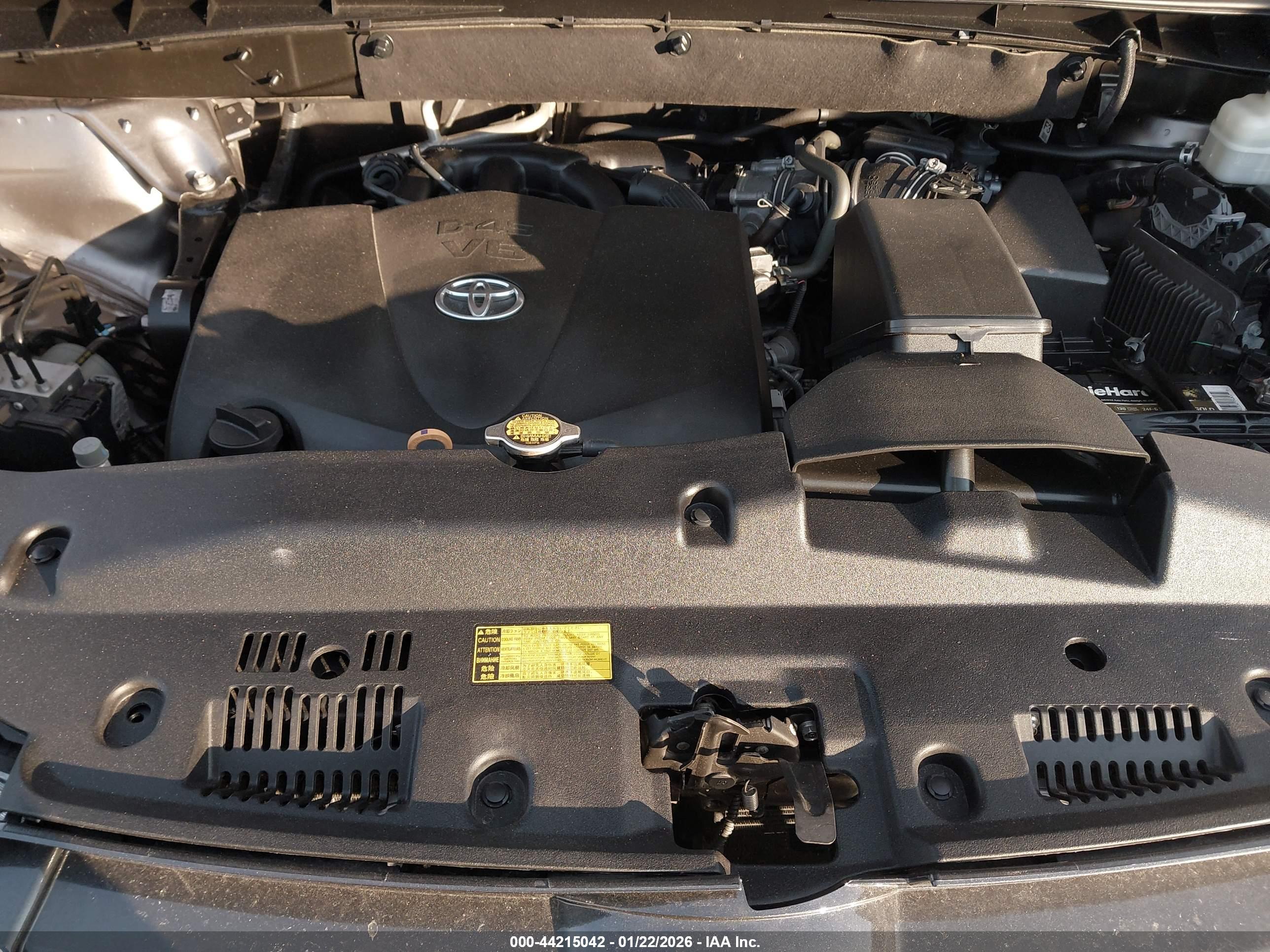 TOYOTA HIGHLANDER image 10