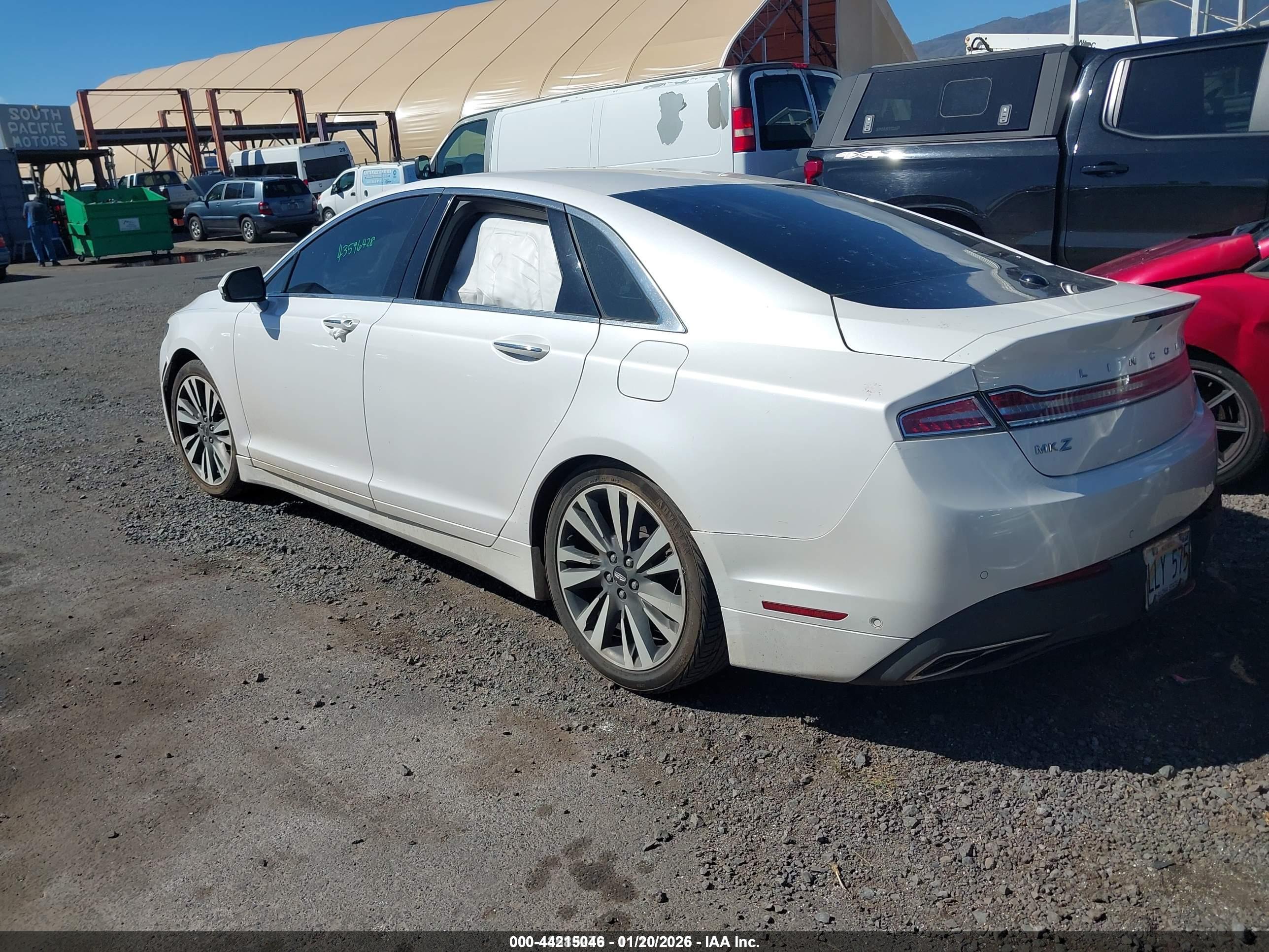 LINCOLN MKZ image 3