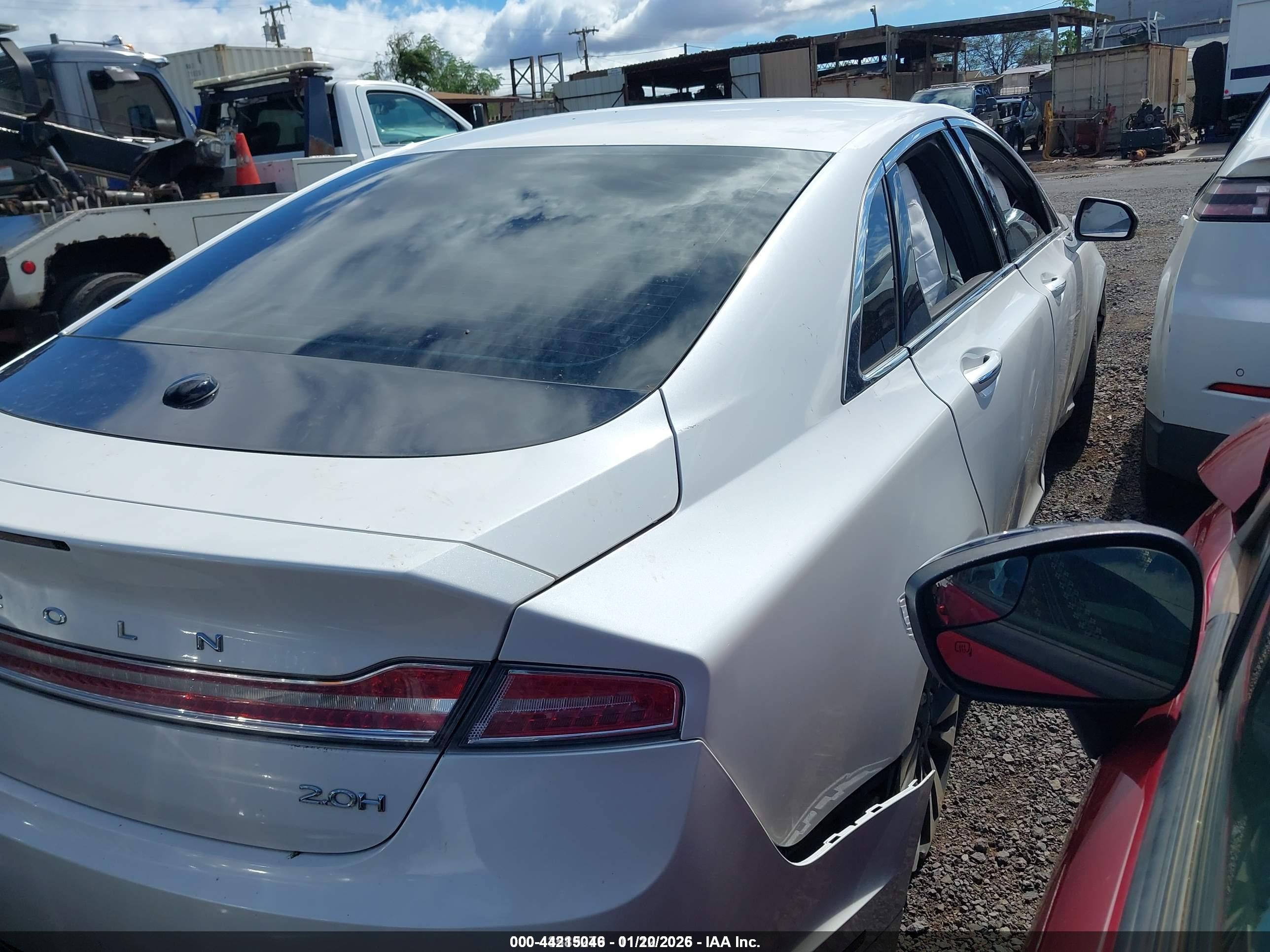 LINCOLN MKZ image 4
