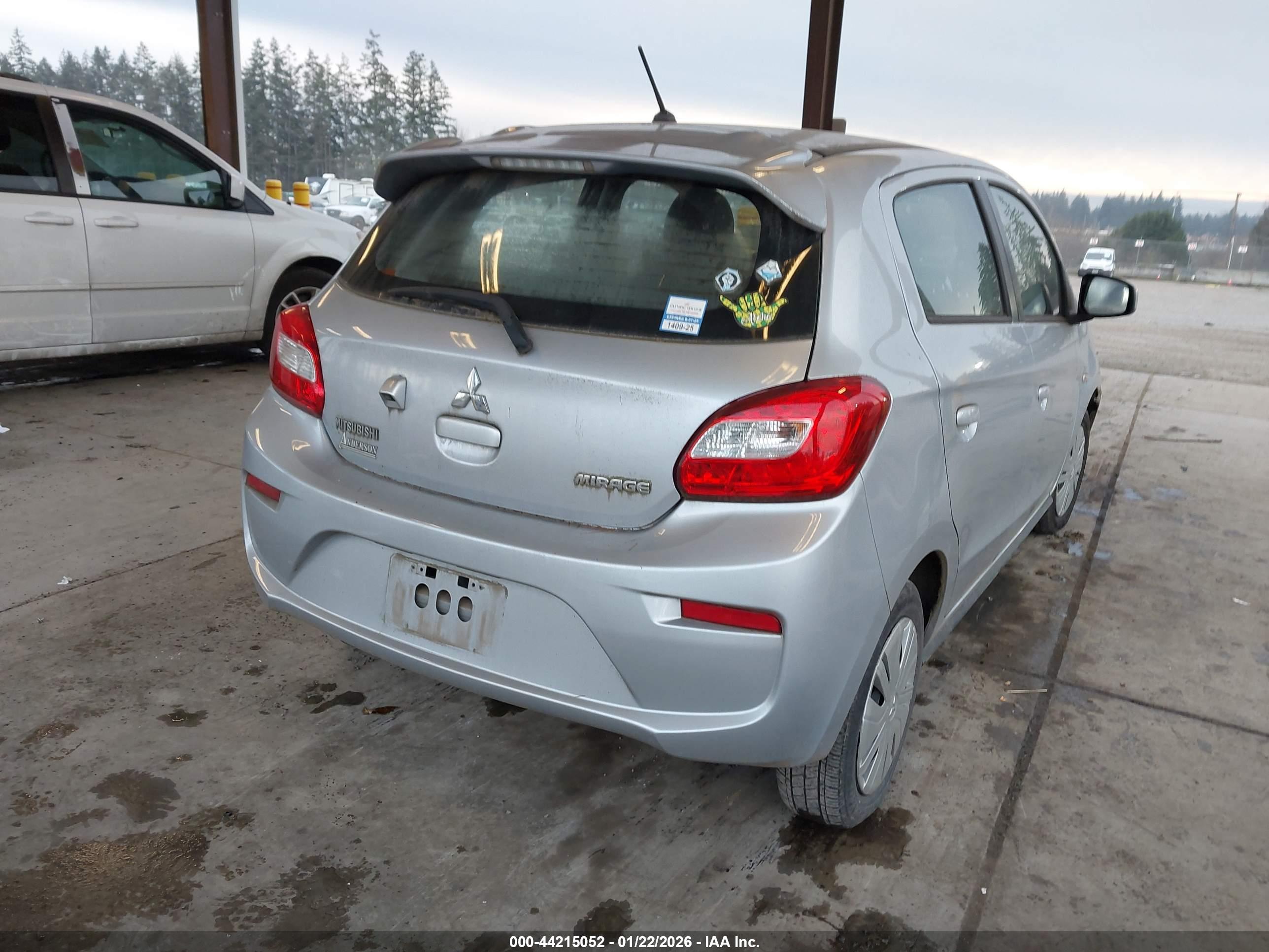 MITSUBISHI MIRAGE image 4