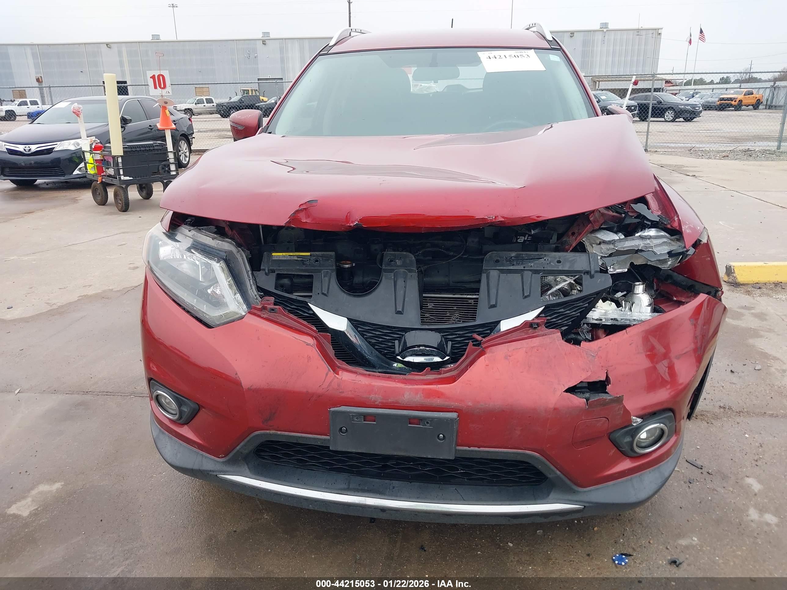 NISSAN ROGUE image 6