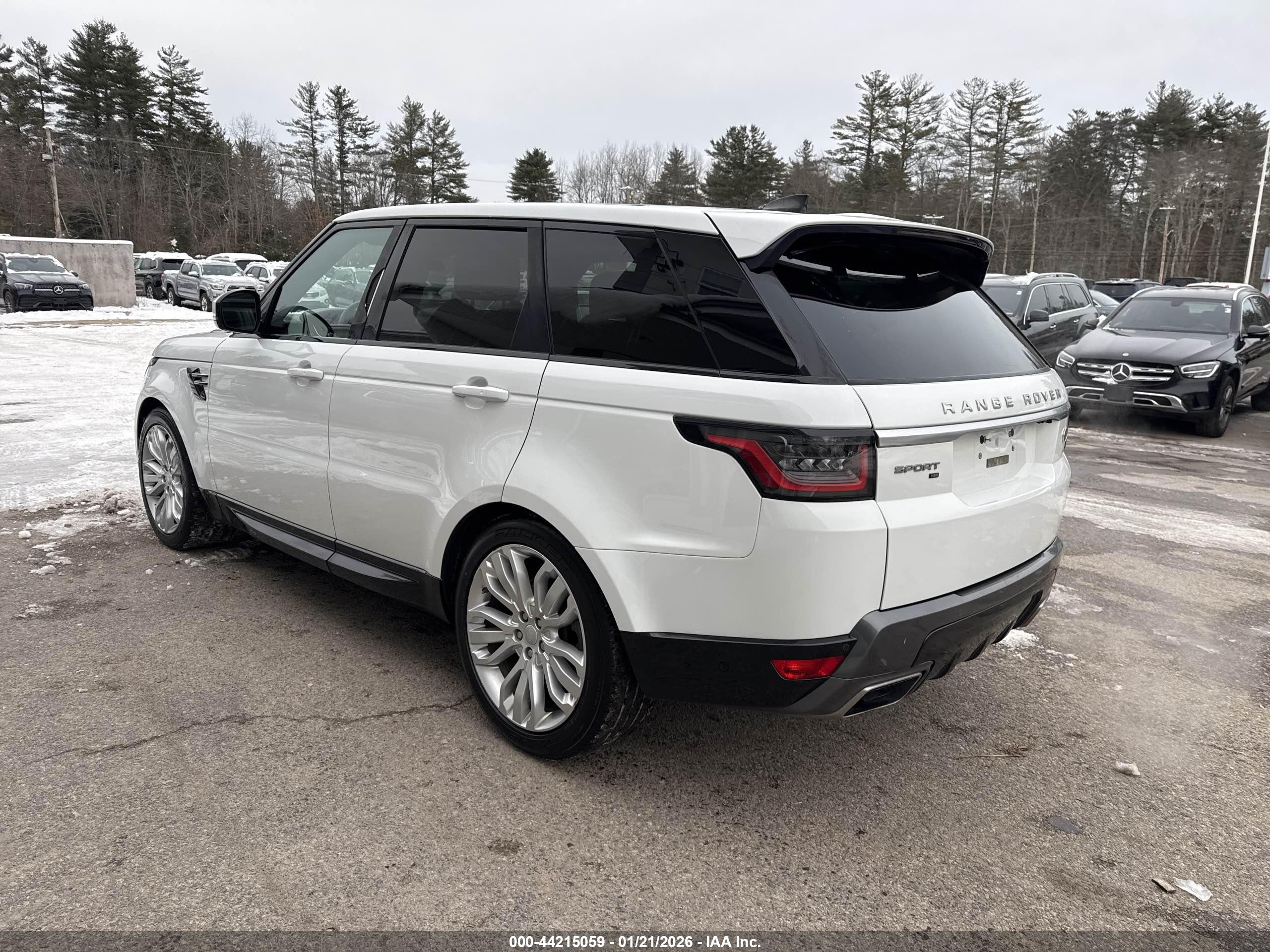 LAND ROVER image 3