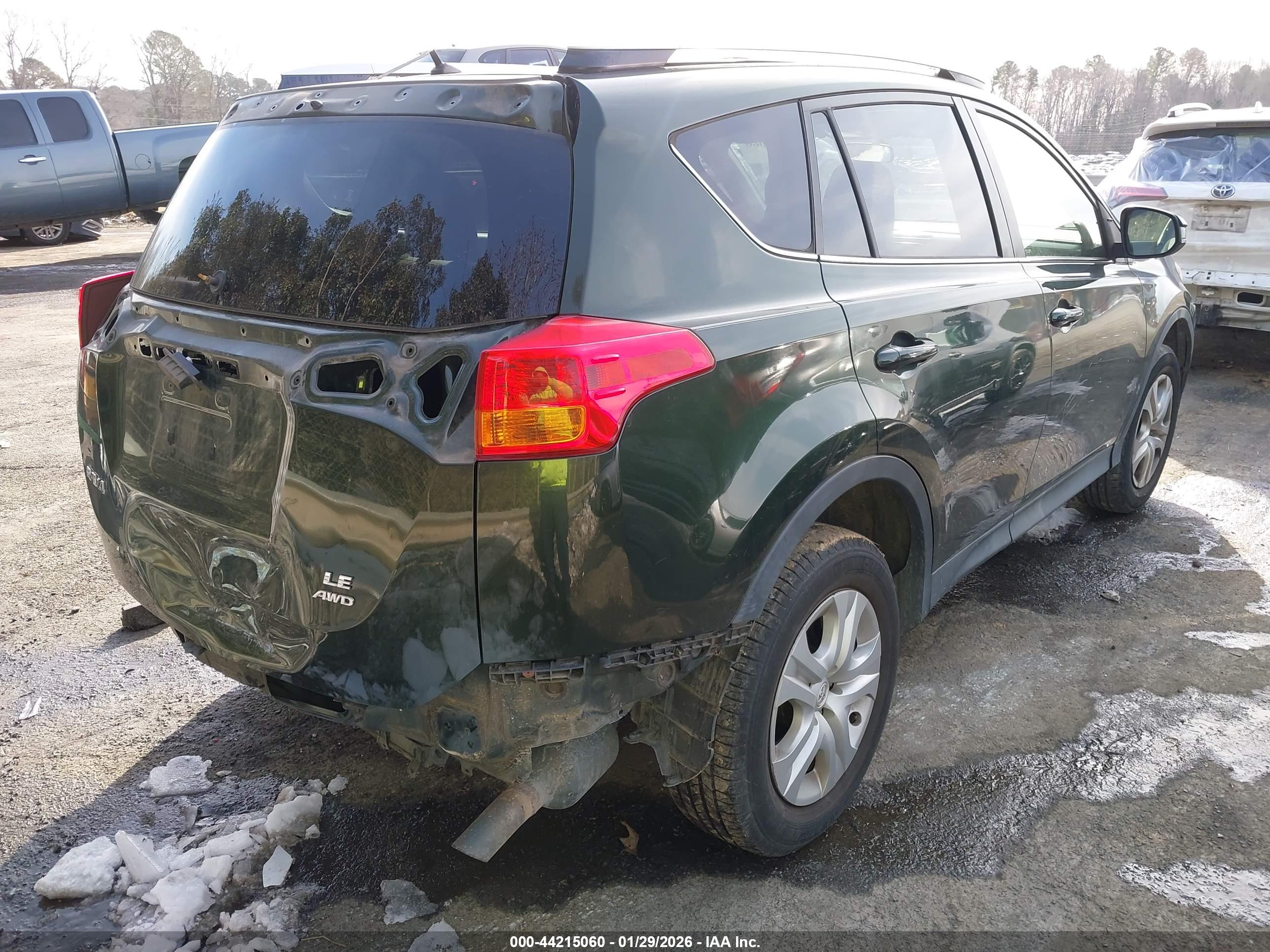 TOYOTA RAV4 image 4