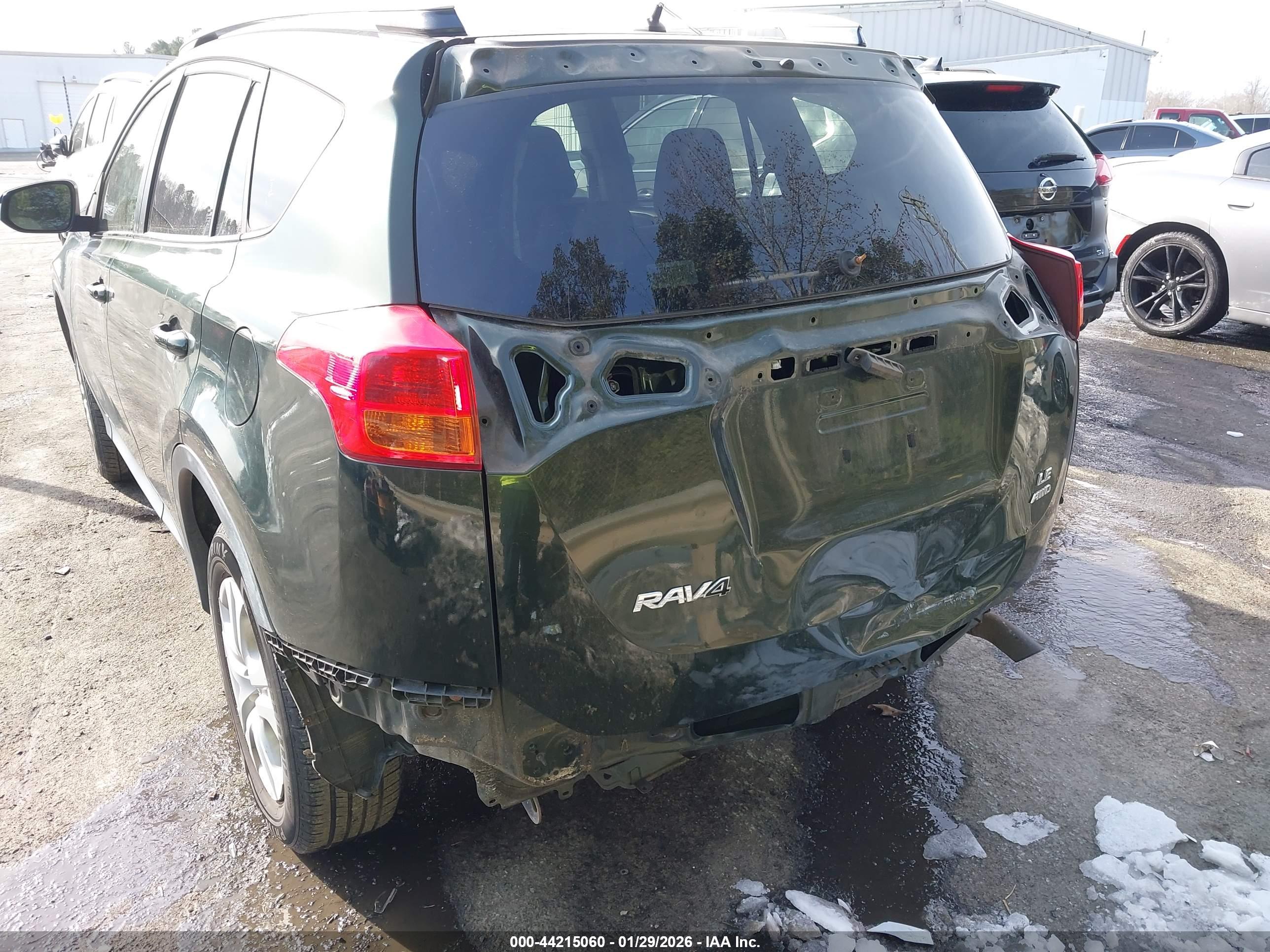 TOYOTA RAV4 image 6