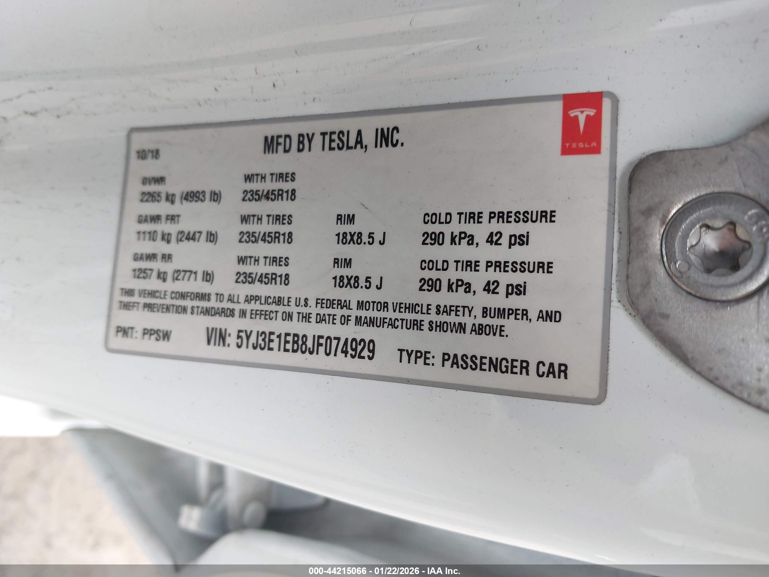 TESLA MODEL image 9