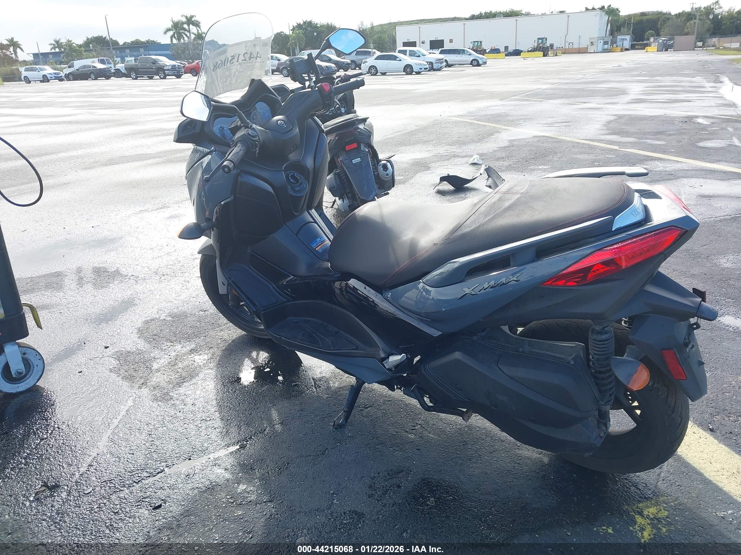 YAMAHA CZD300 image 3