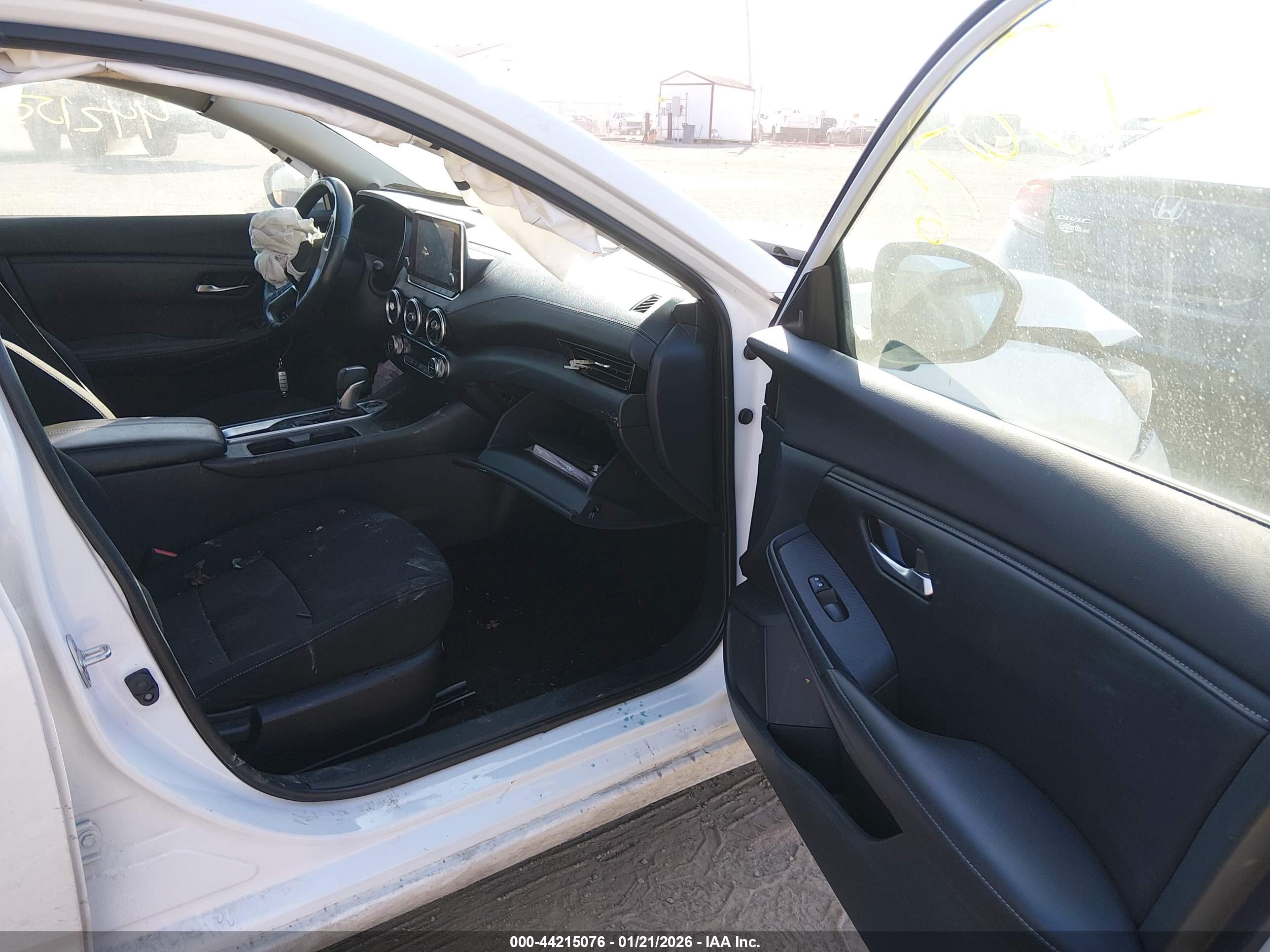 NISSAN SENTRA image 5