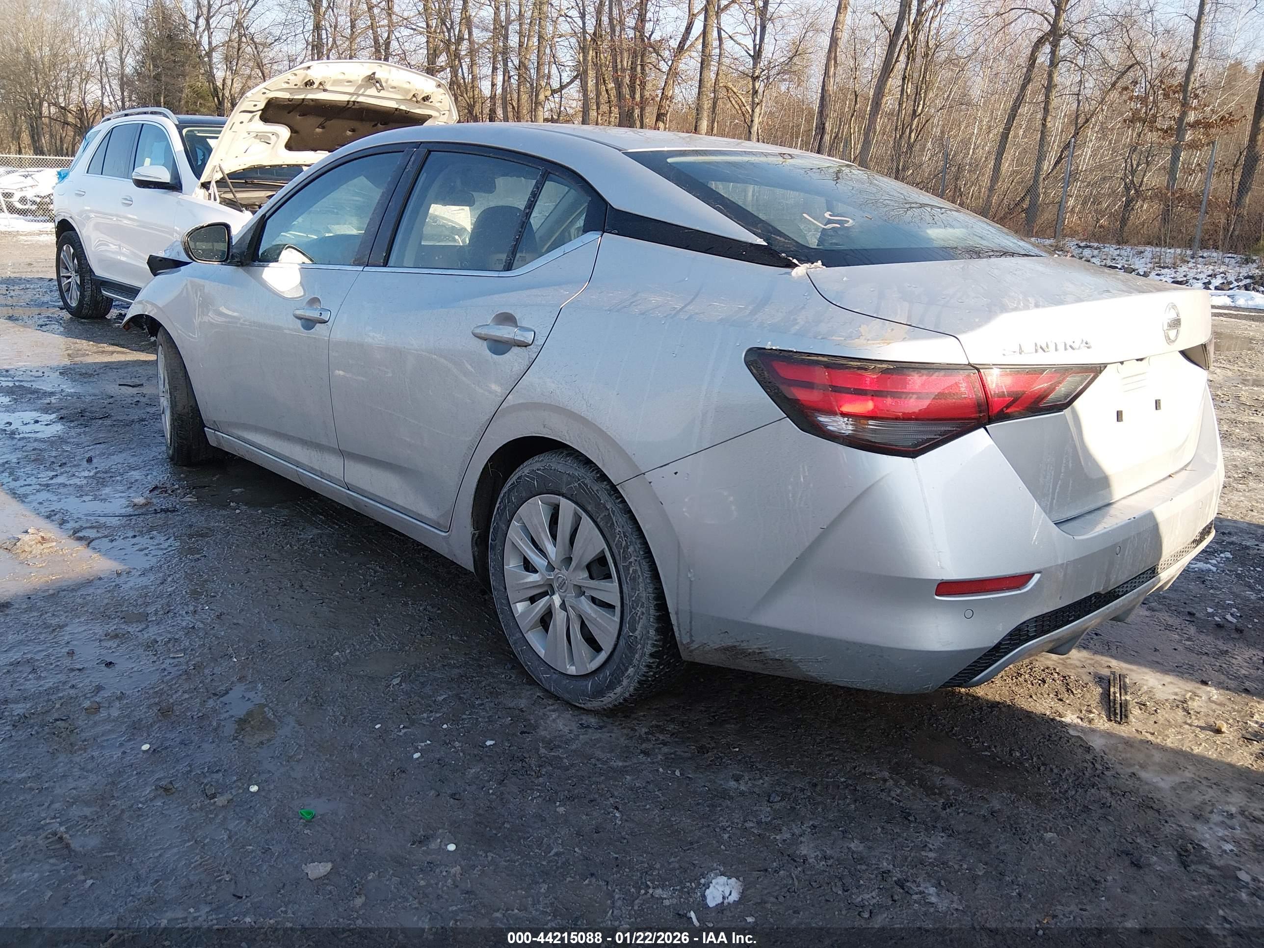 NISSAN SENTRA image 3