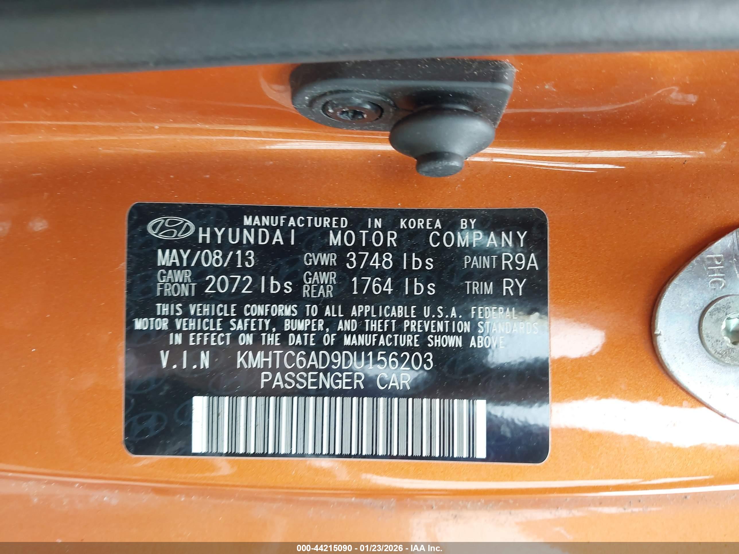 HYUNDAI VELOSTER image 9