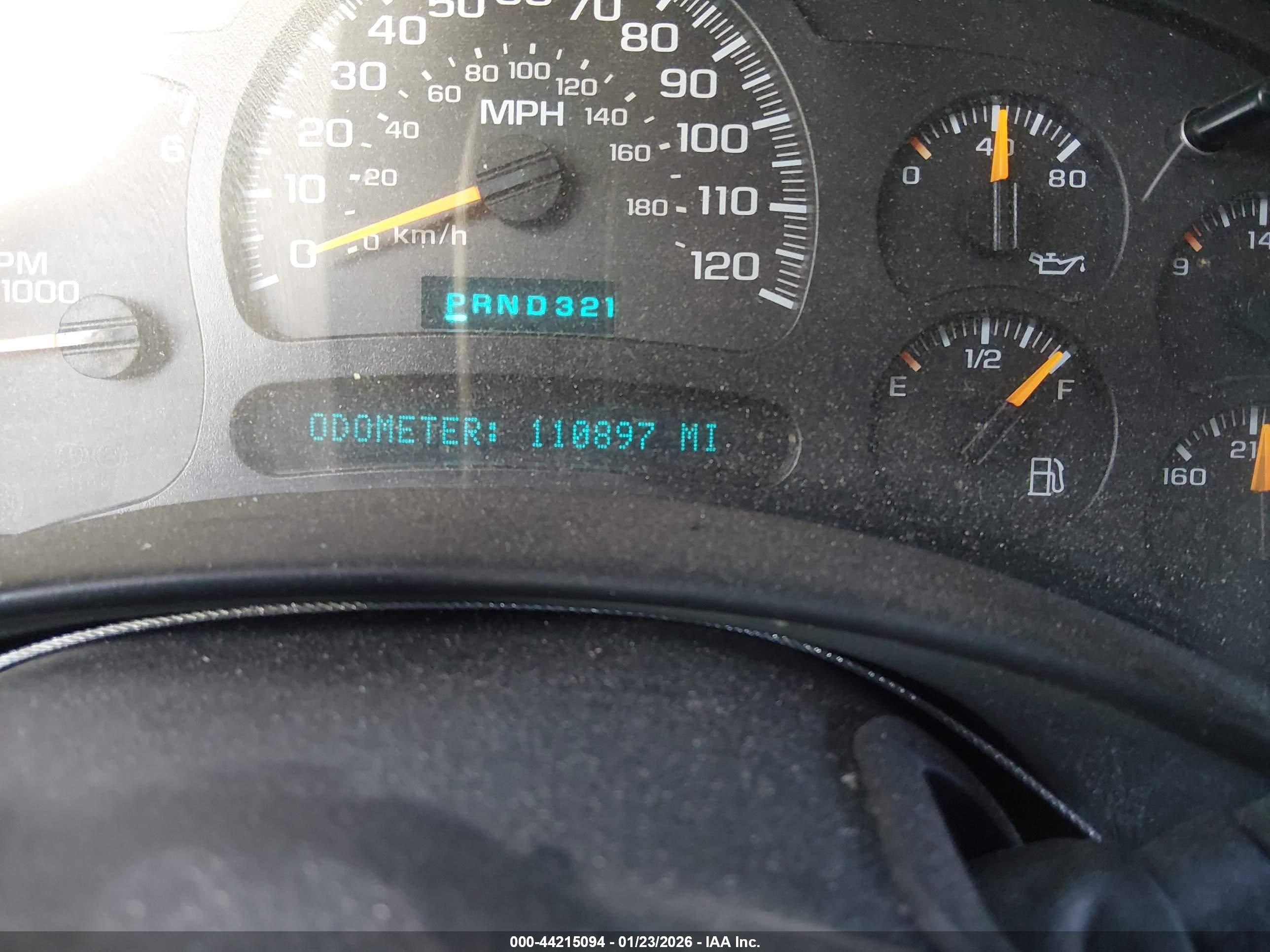 CHEVROLET SILVERADO image 7