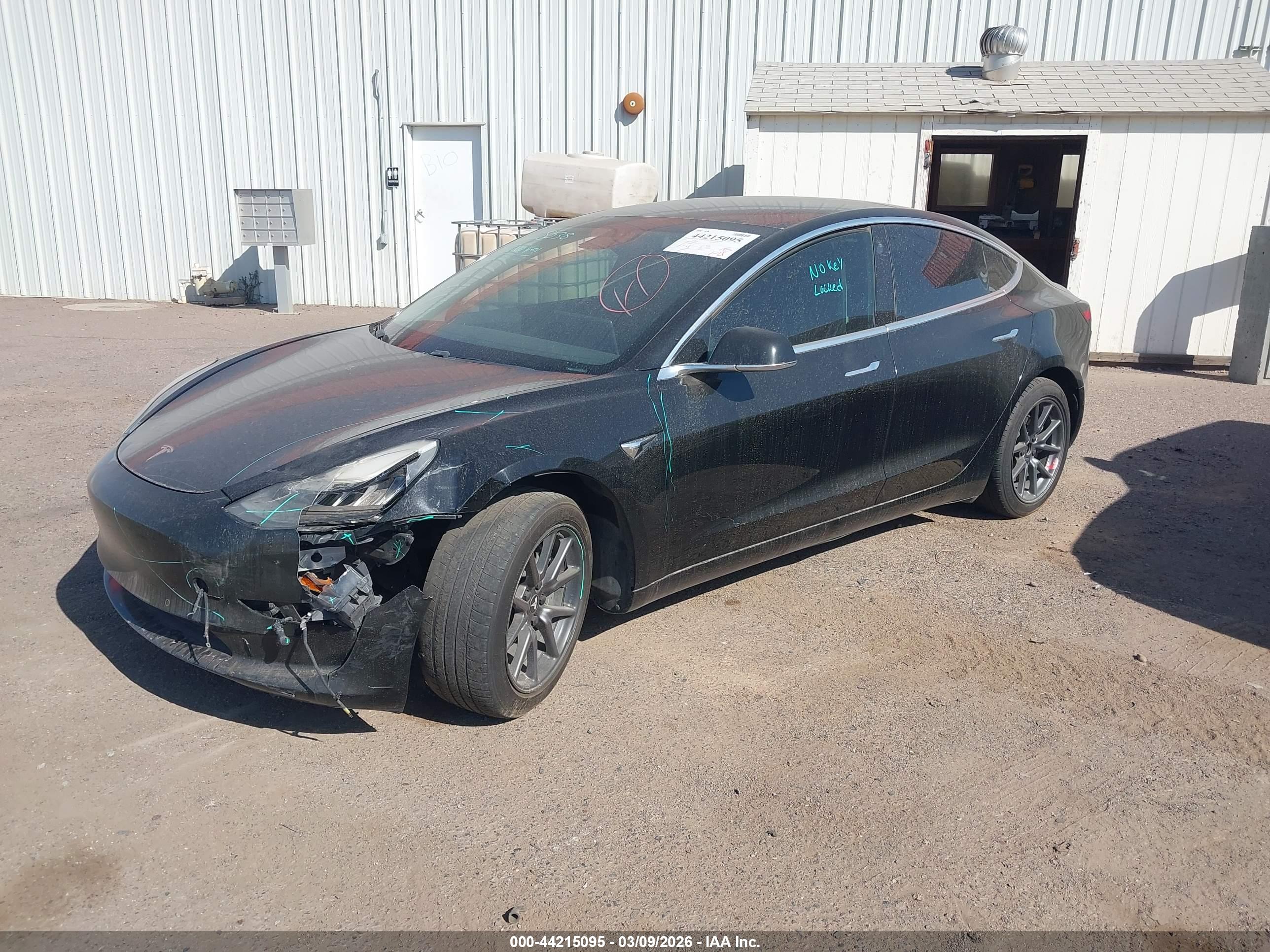 TESLA MODEL image 2