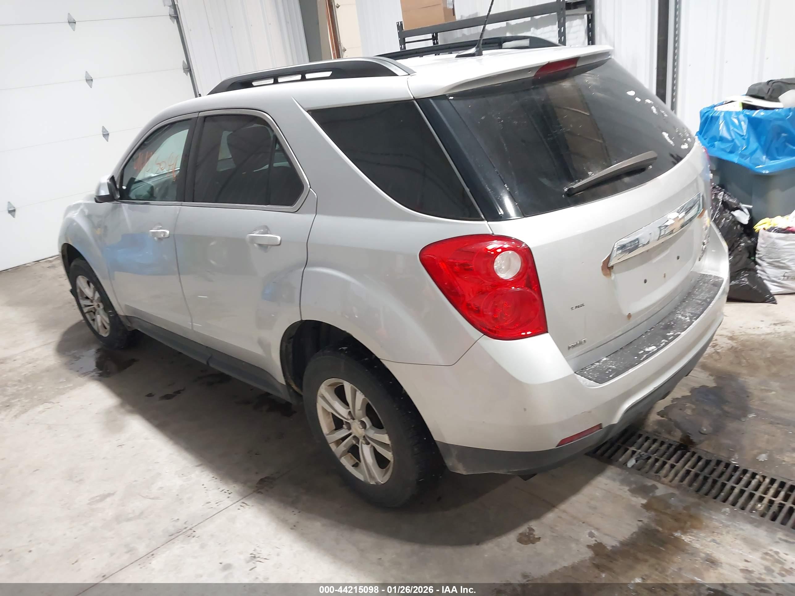 CHEVROLET EQUINOX image 3