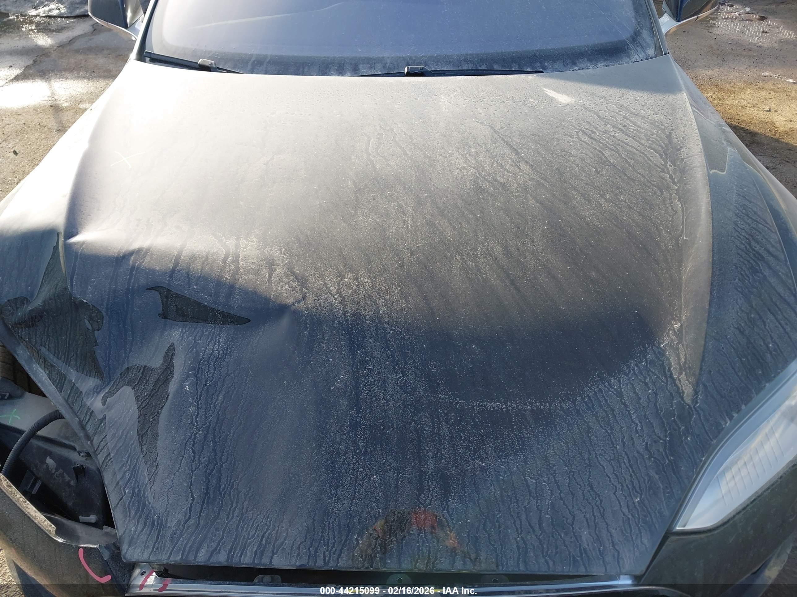 TESLA MODEL image 10