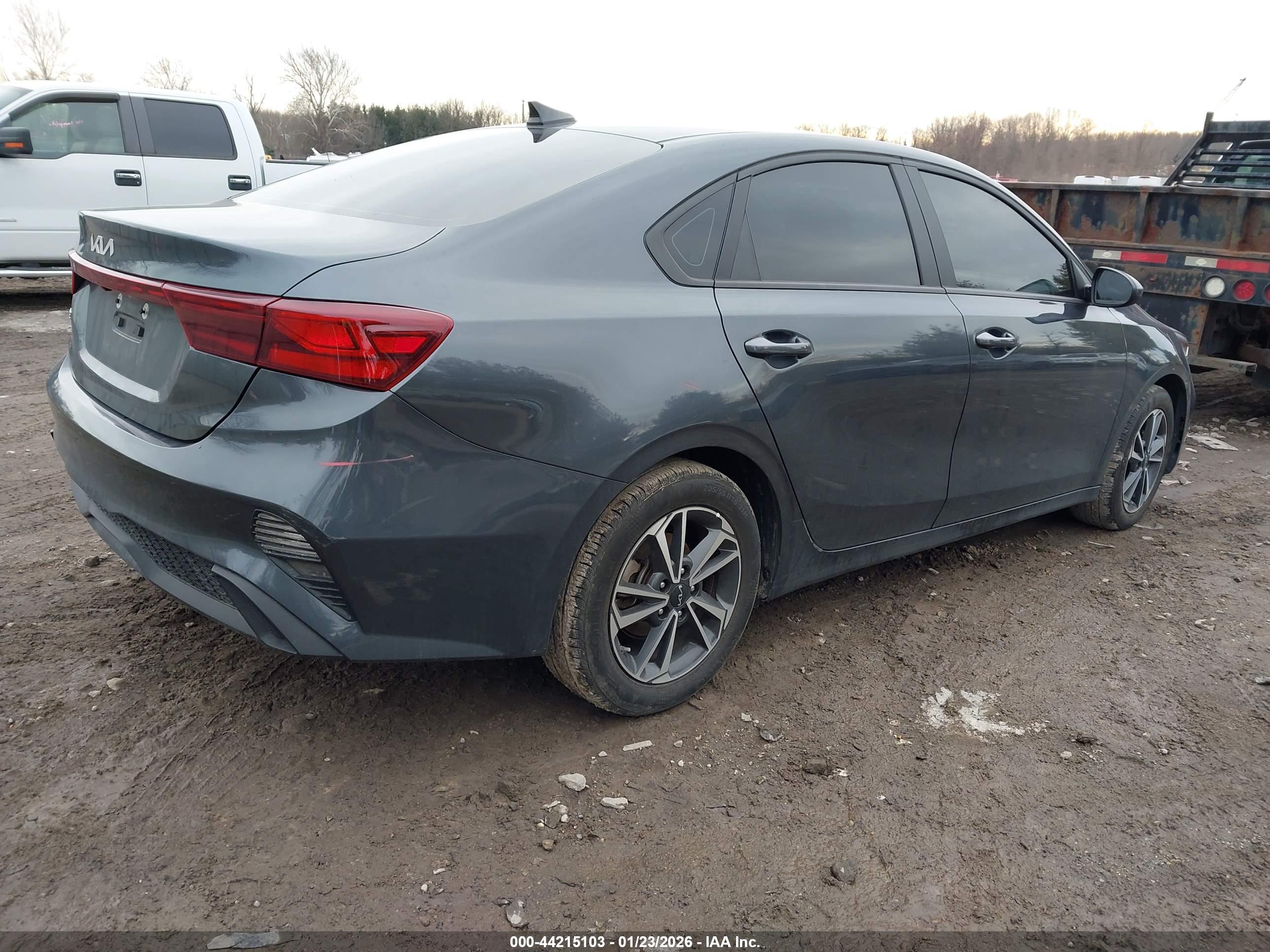 KIA FORTE image 4