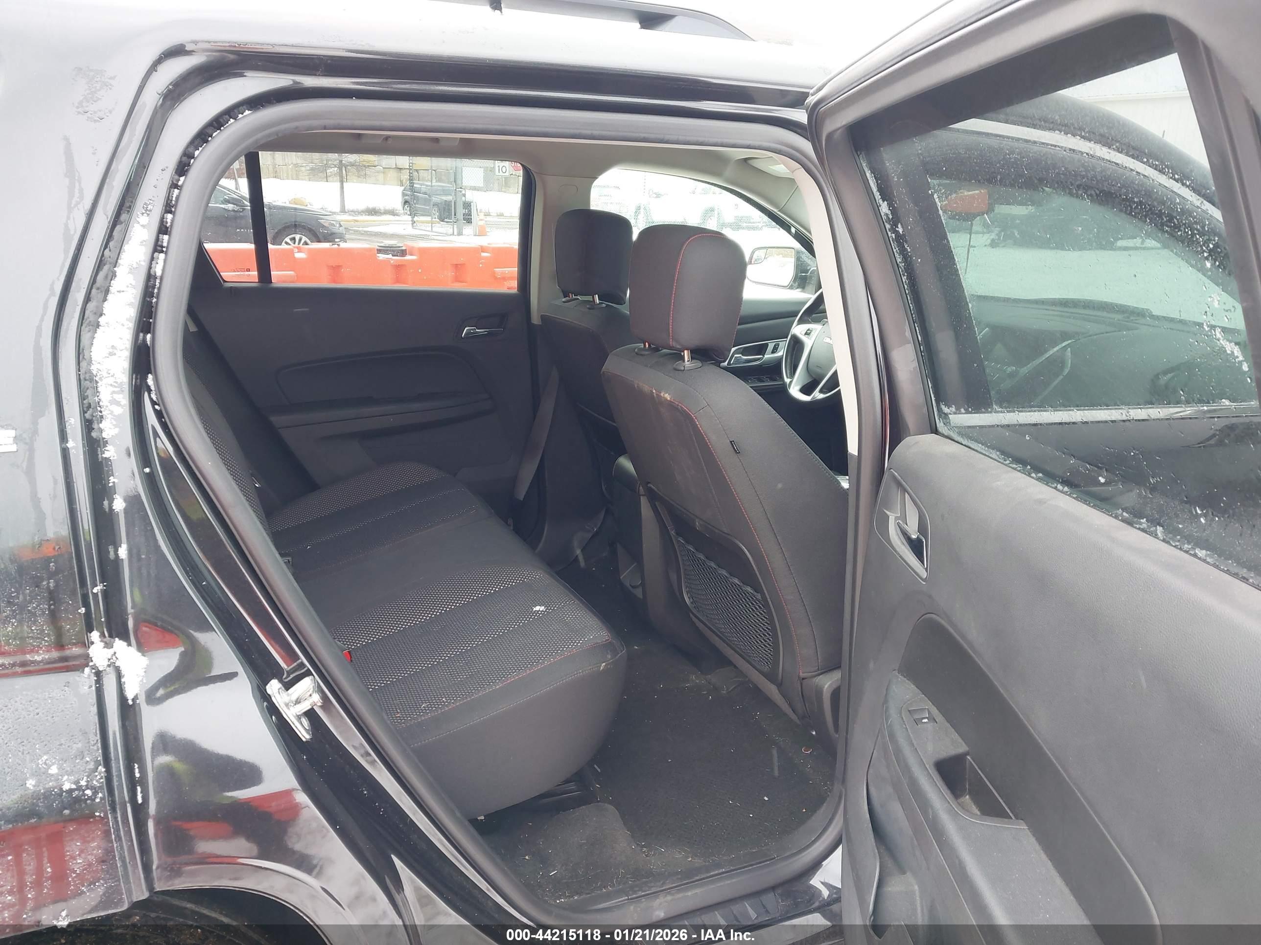GMC TERRAIN image 8