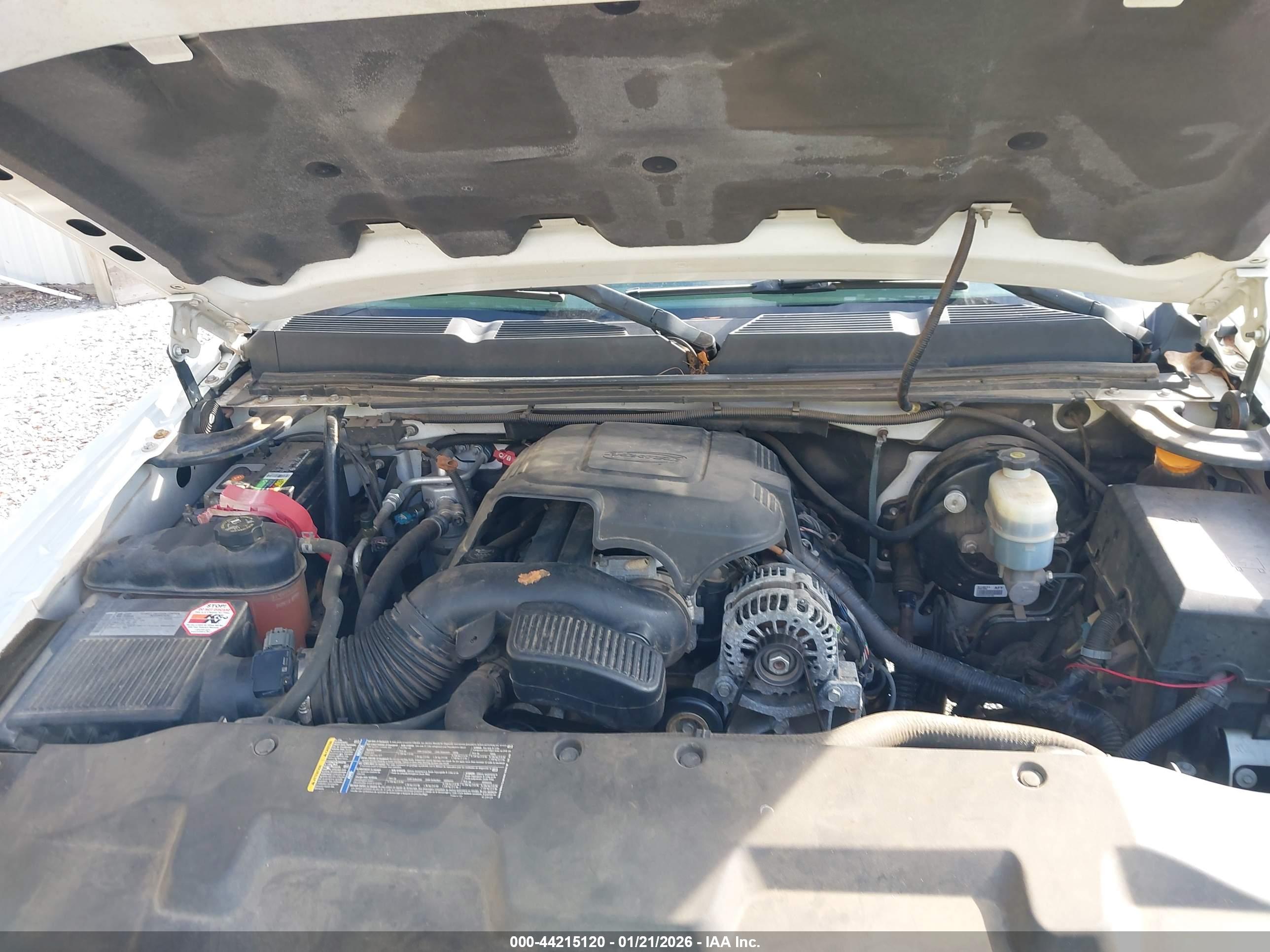 CHEVROLET SILVERADO image 10