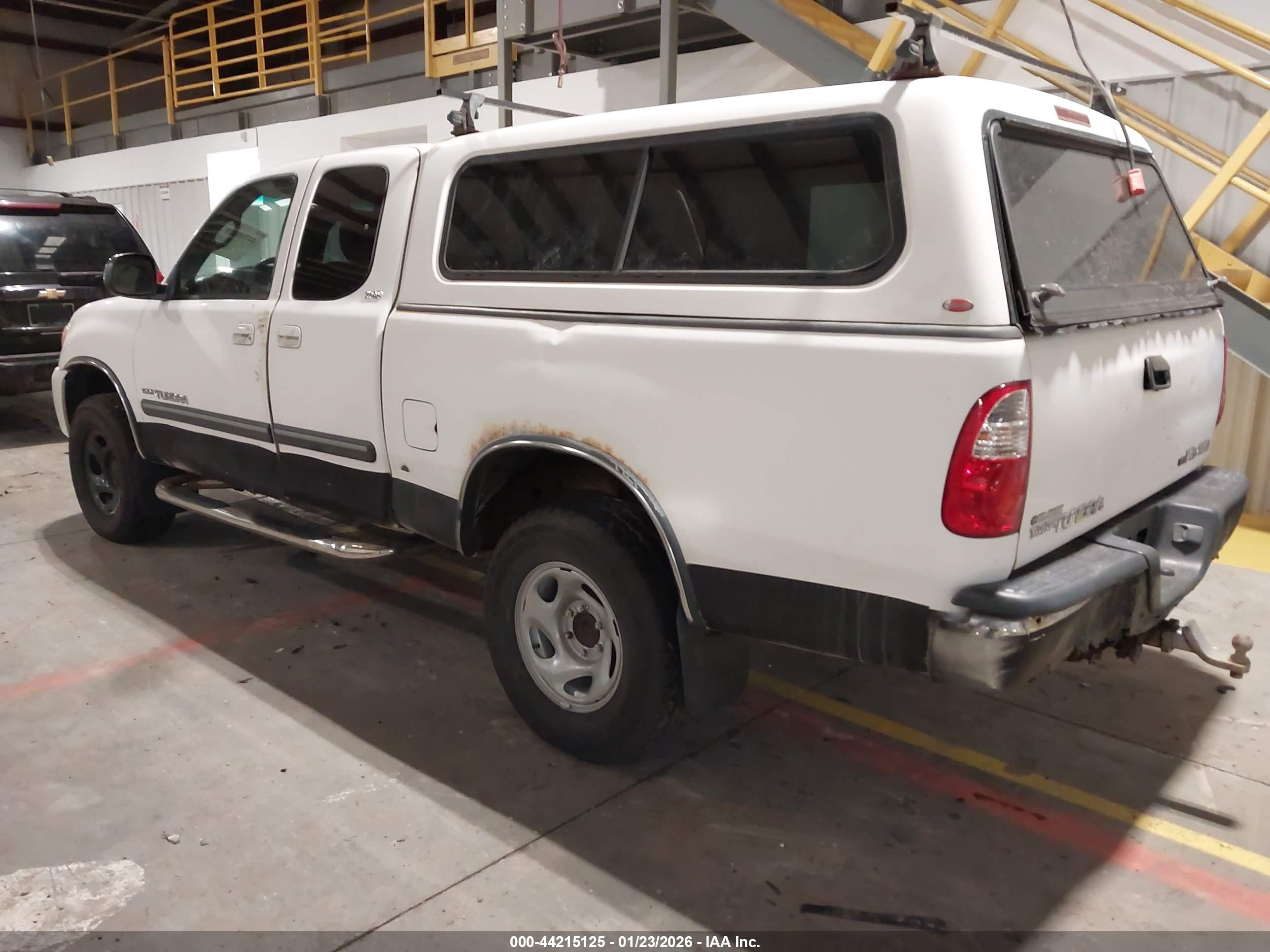 TOYOTA TUNDRA image 3