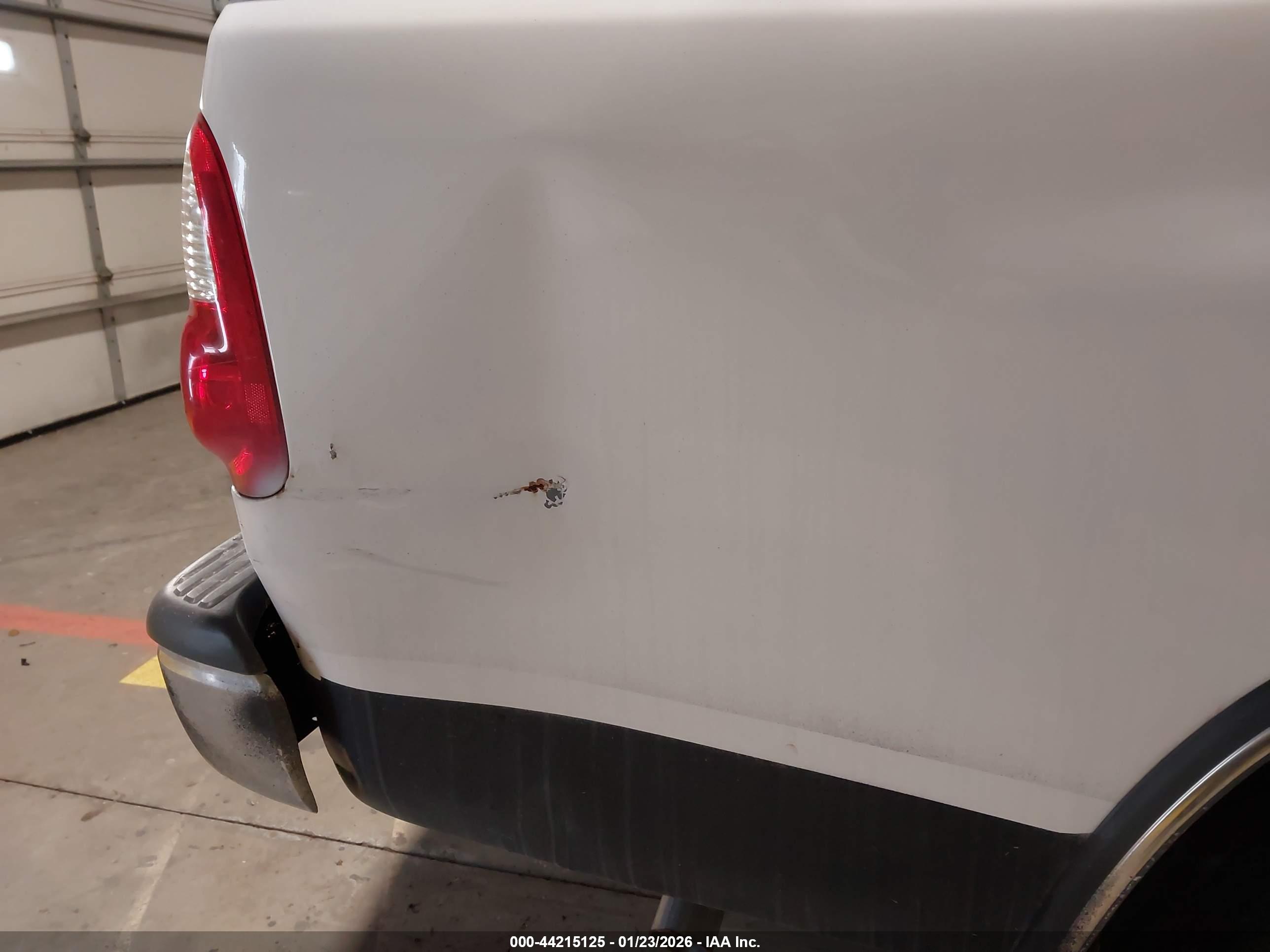 TOYOTA TUNDRA image 6