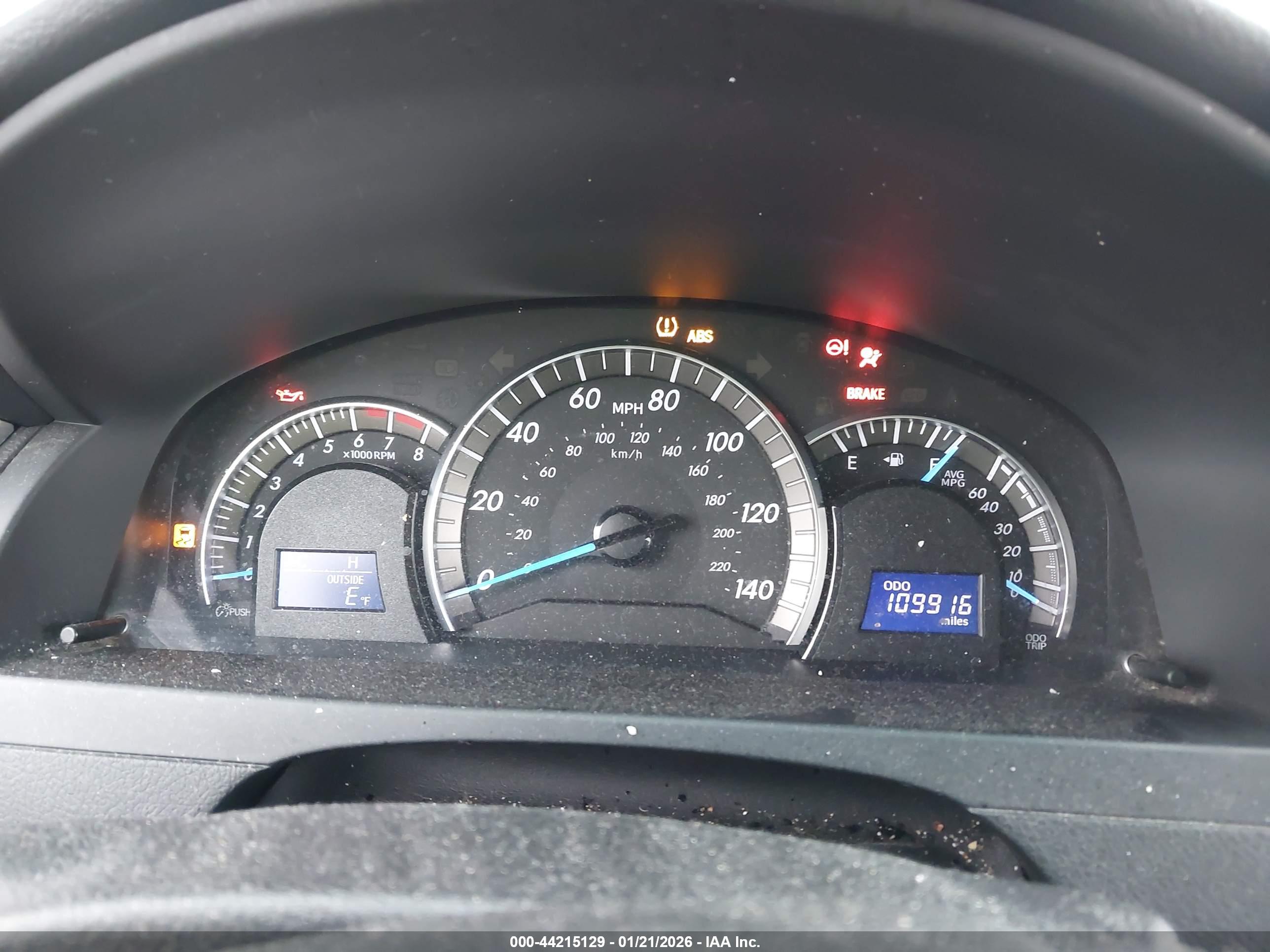 TOYOTA CAMRY image 7