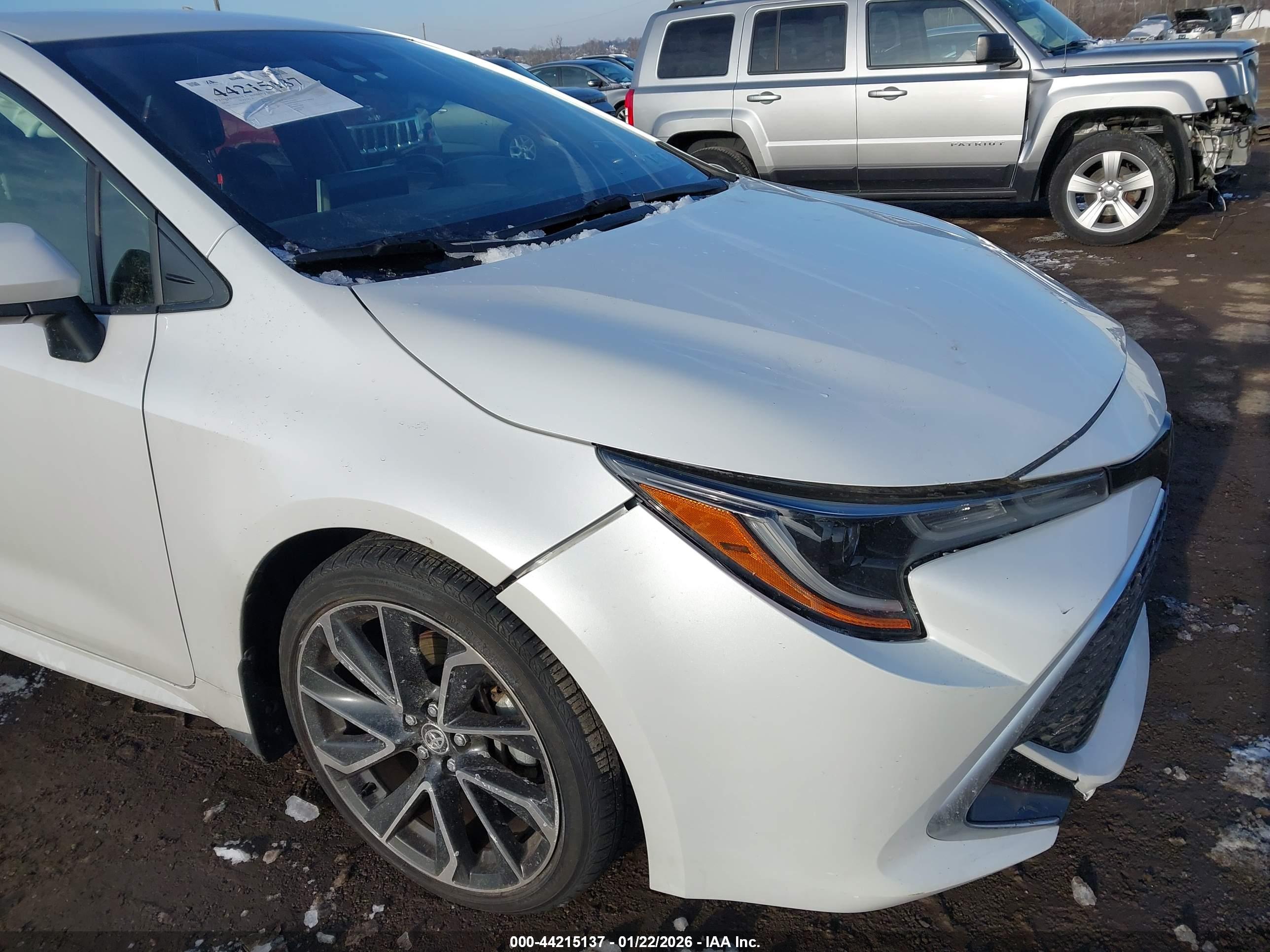 TOYOTA COROLLA image 6