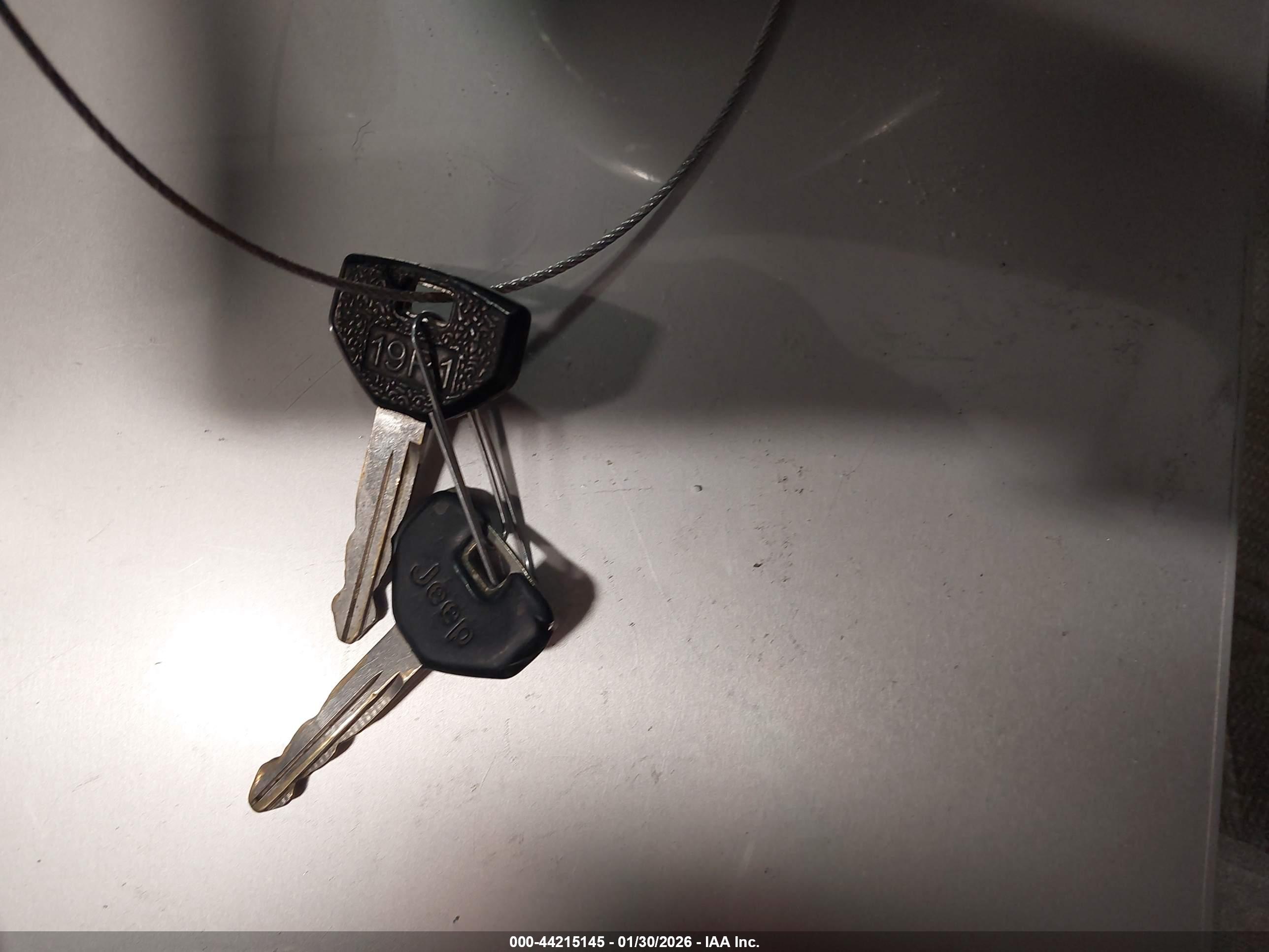 JEEP GRAND image 11