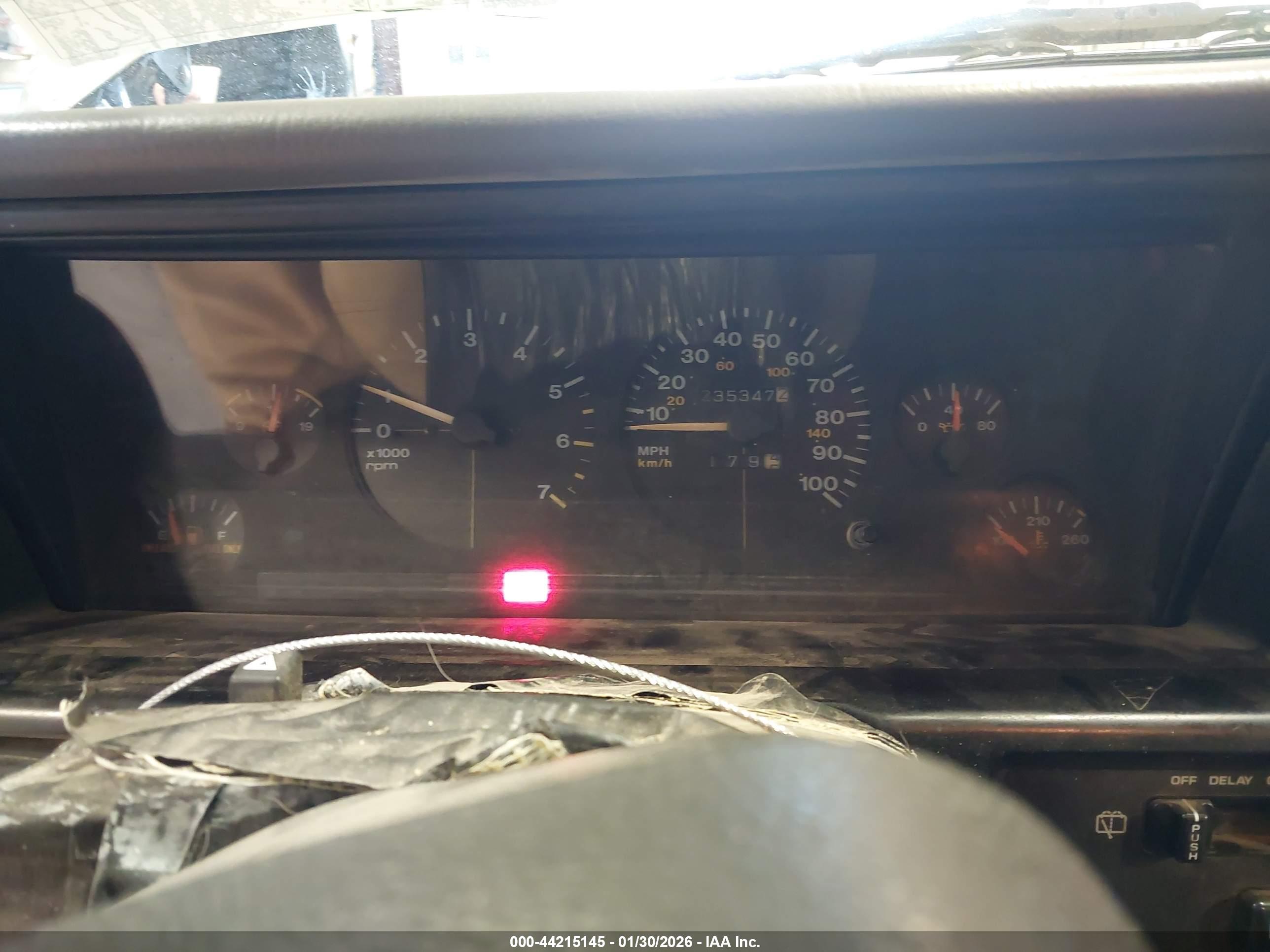 JEEP GRAND image 7