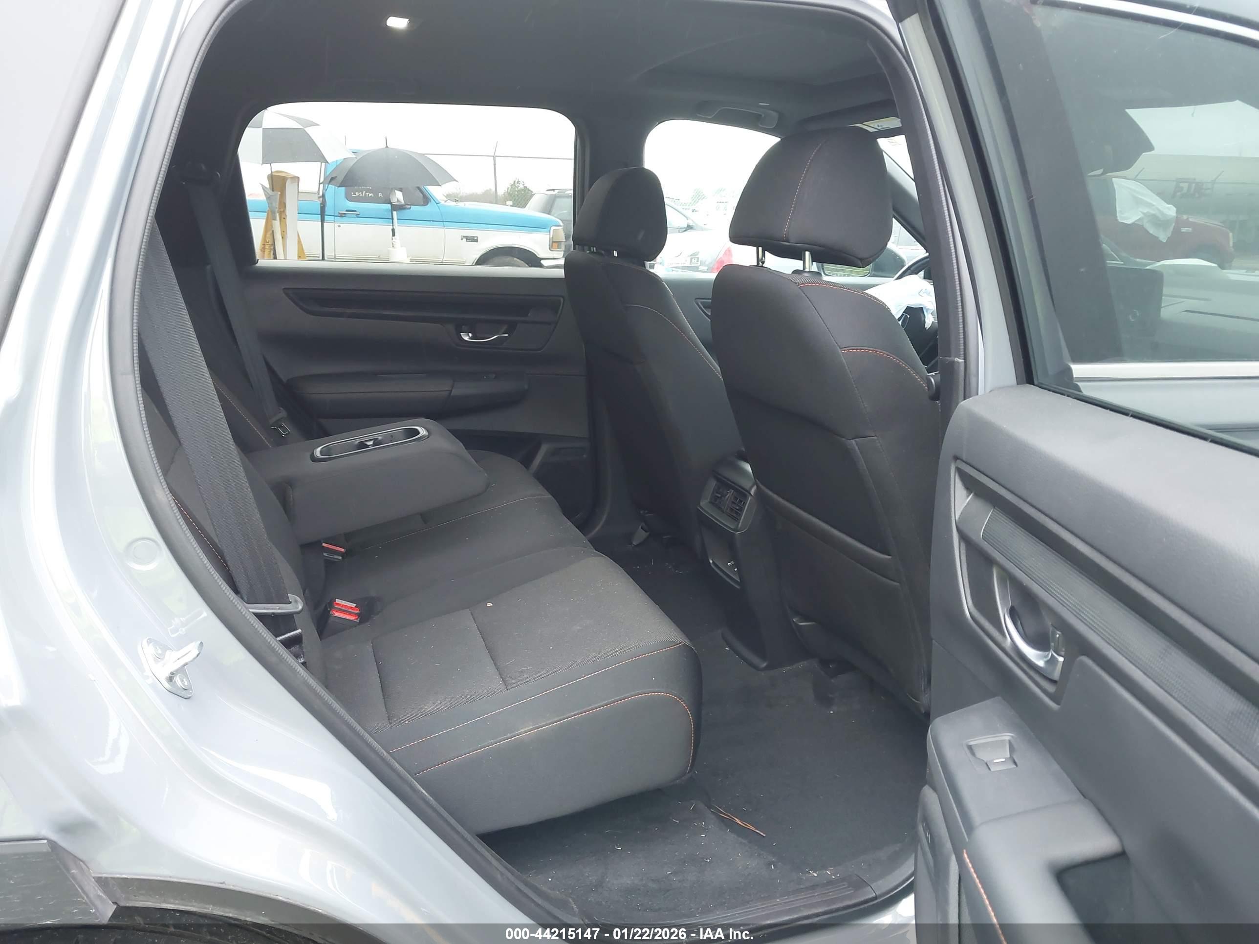 HONDA CR-V image 8