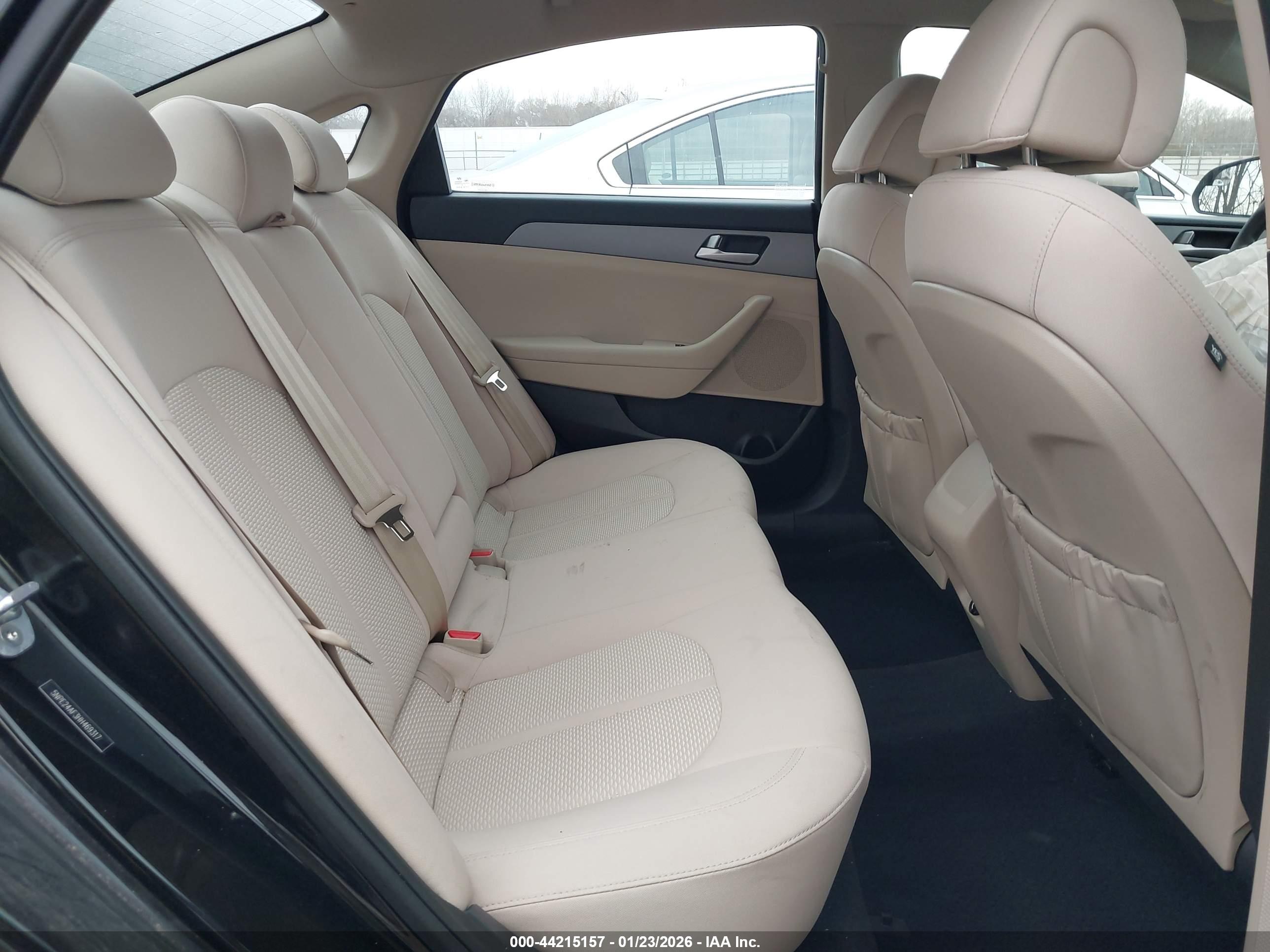 HYUNDAI SONATA image 8