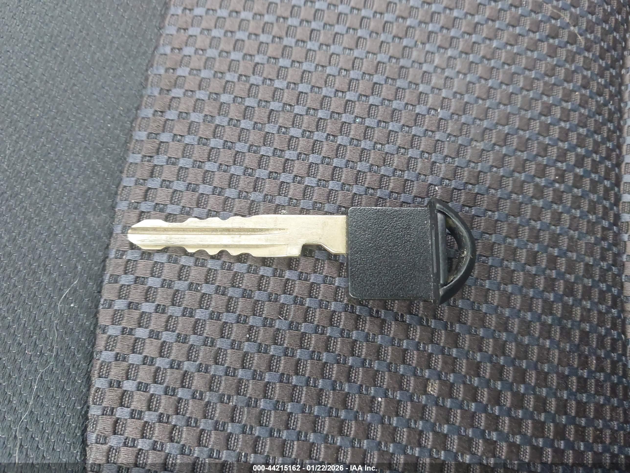 NISSAN ROGUE image 11