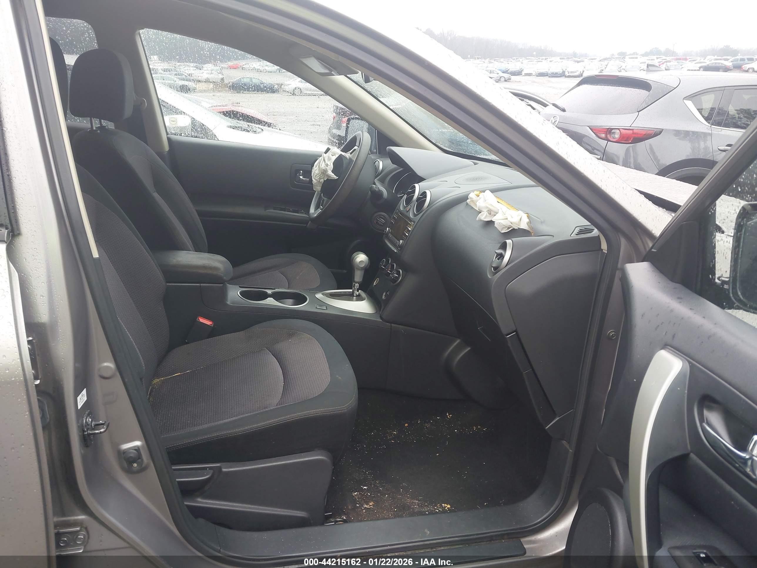 NISSAN ROGUE image 5