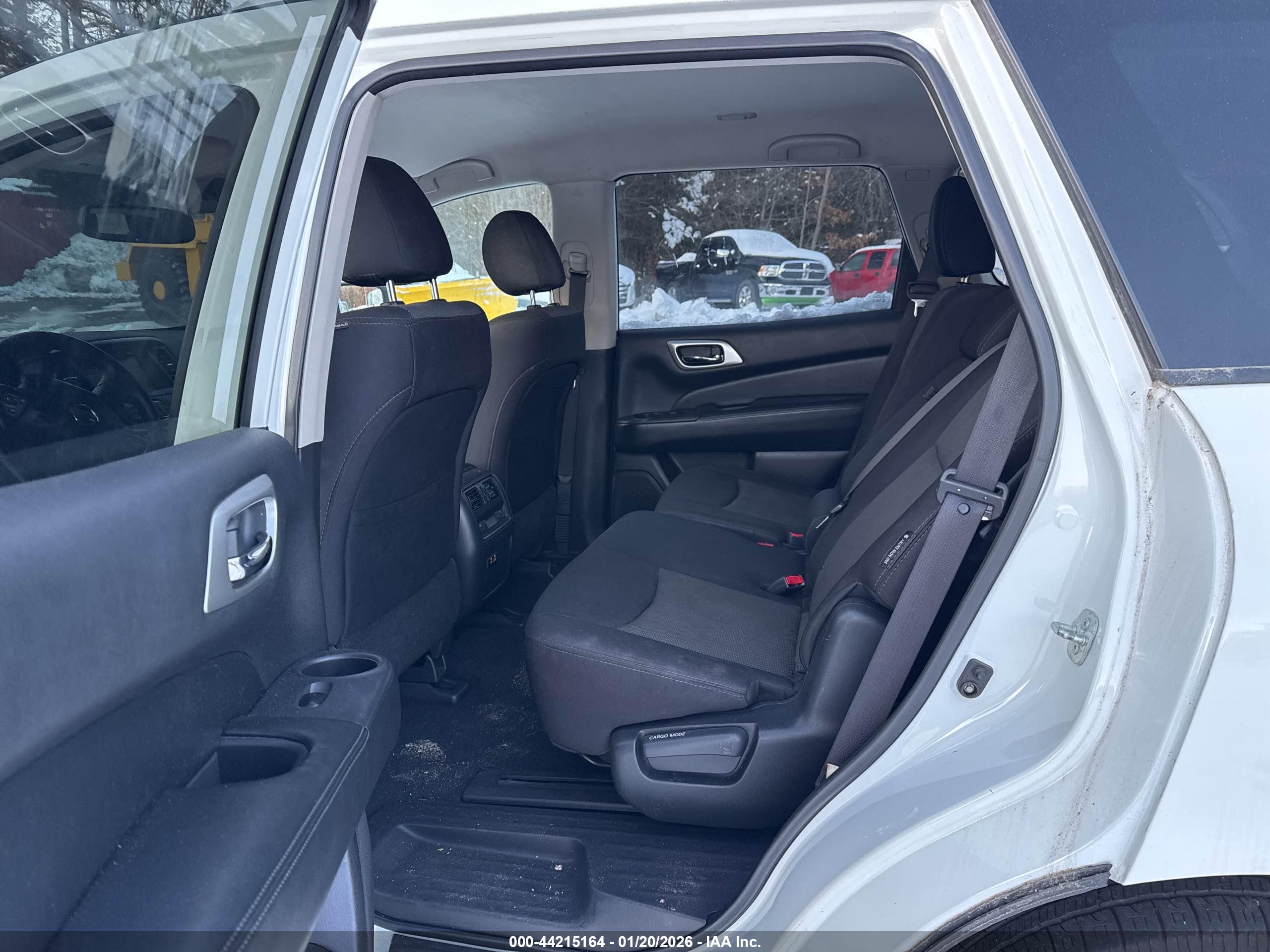 NISSAN PATHFINDER image 8