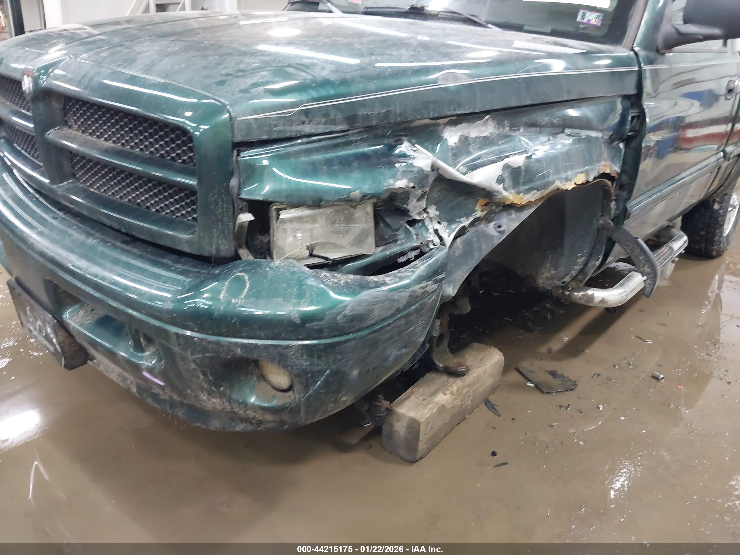 DODGE RAM image 6