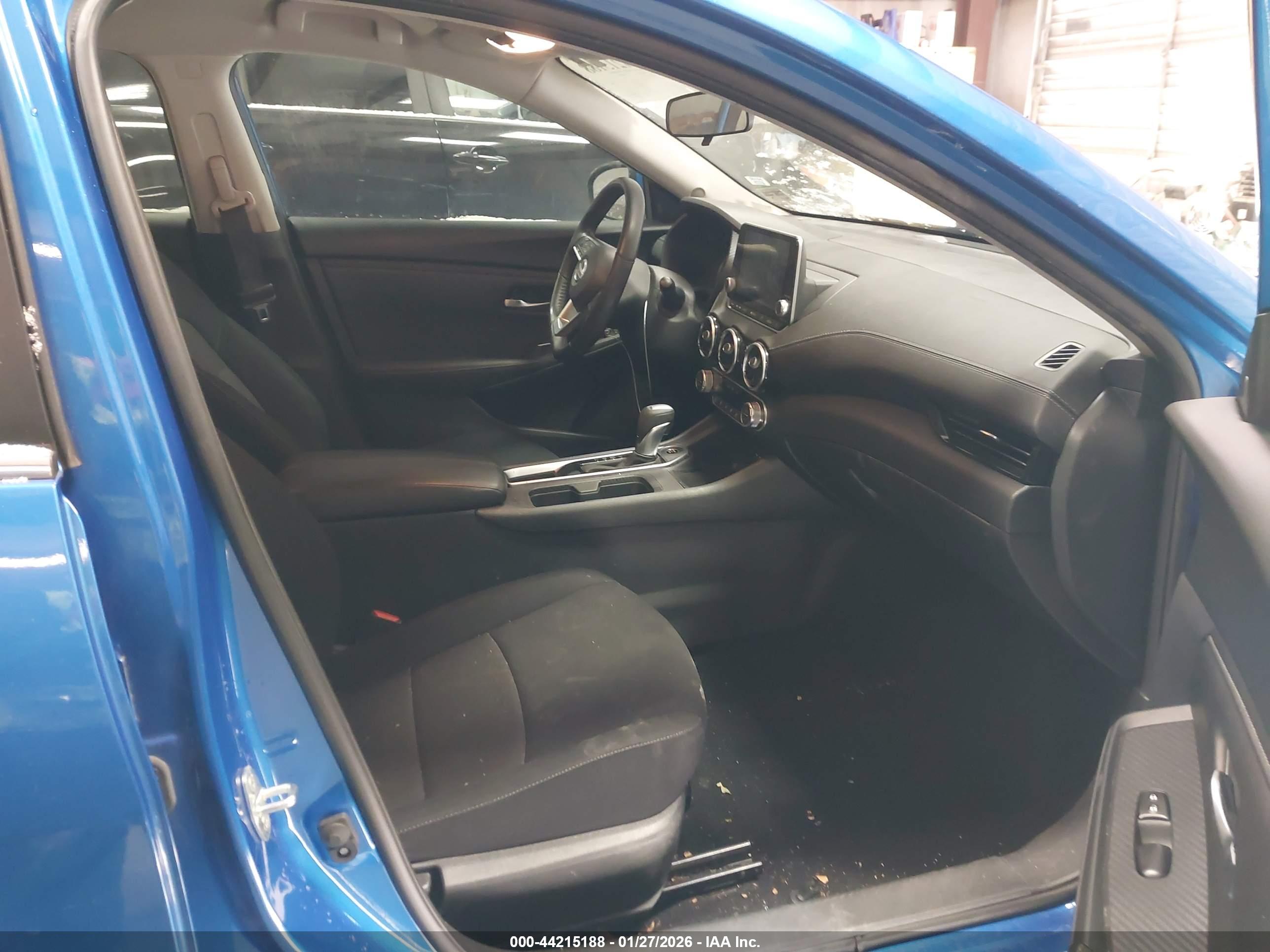 NISSAN SENTRA image 5