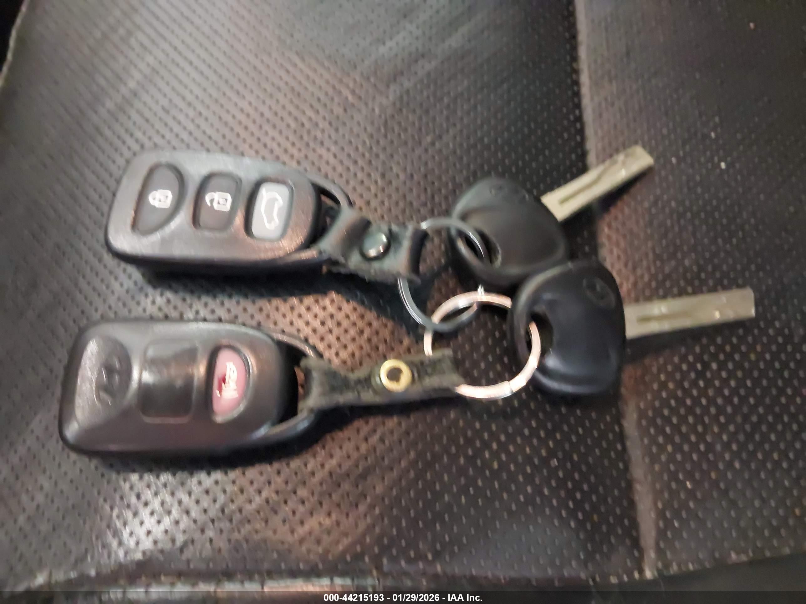 HYUNDAI ELANTRA image 11