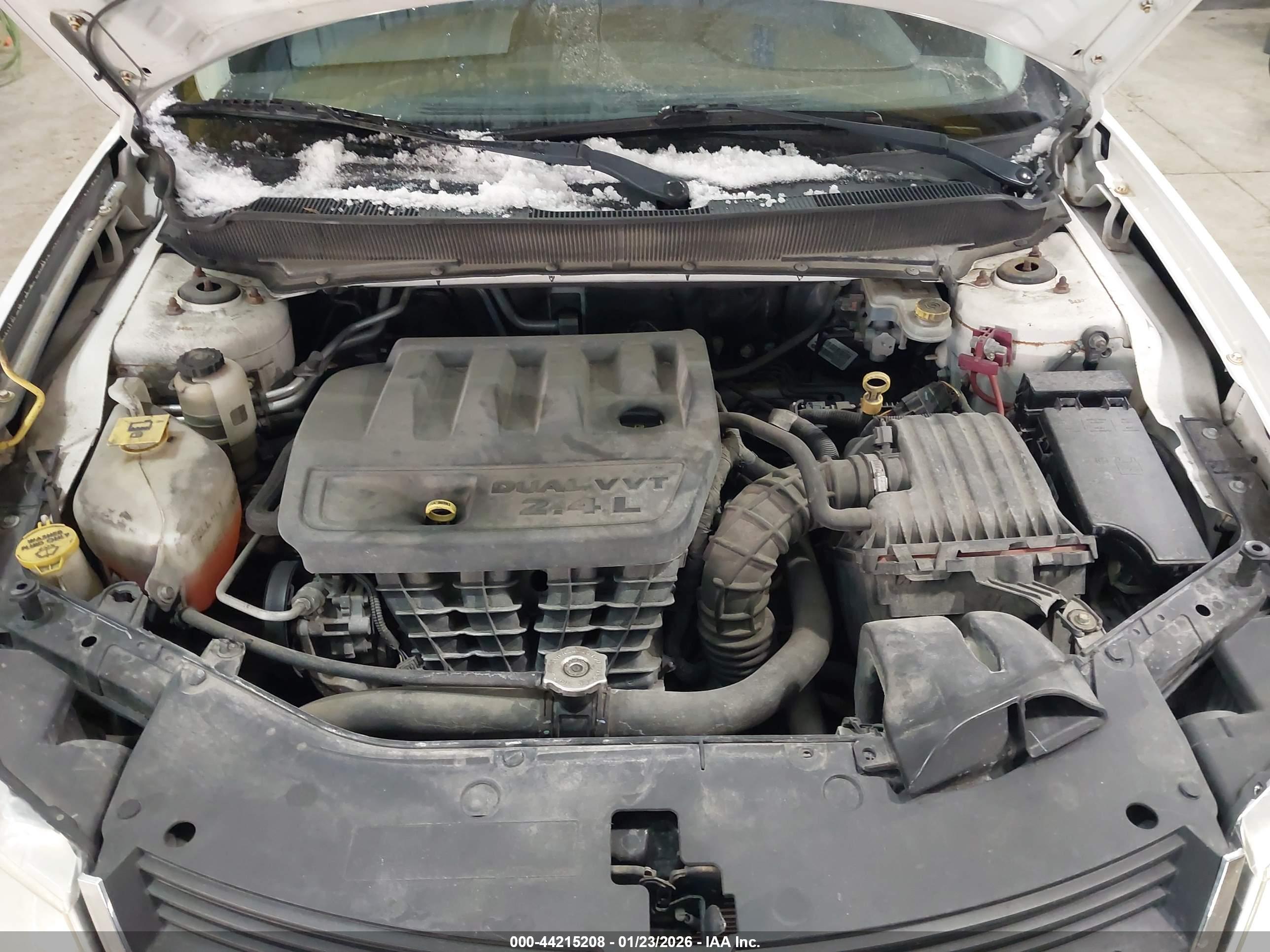 DODGE AVENGER image 10