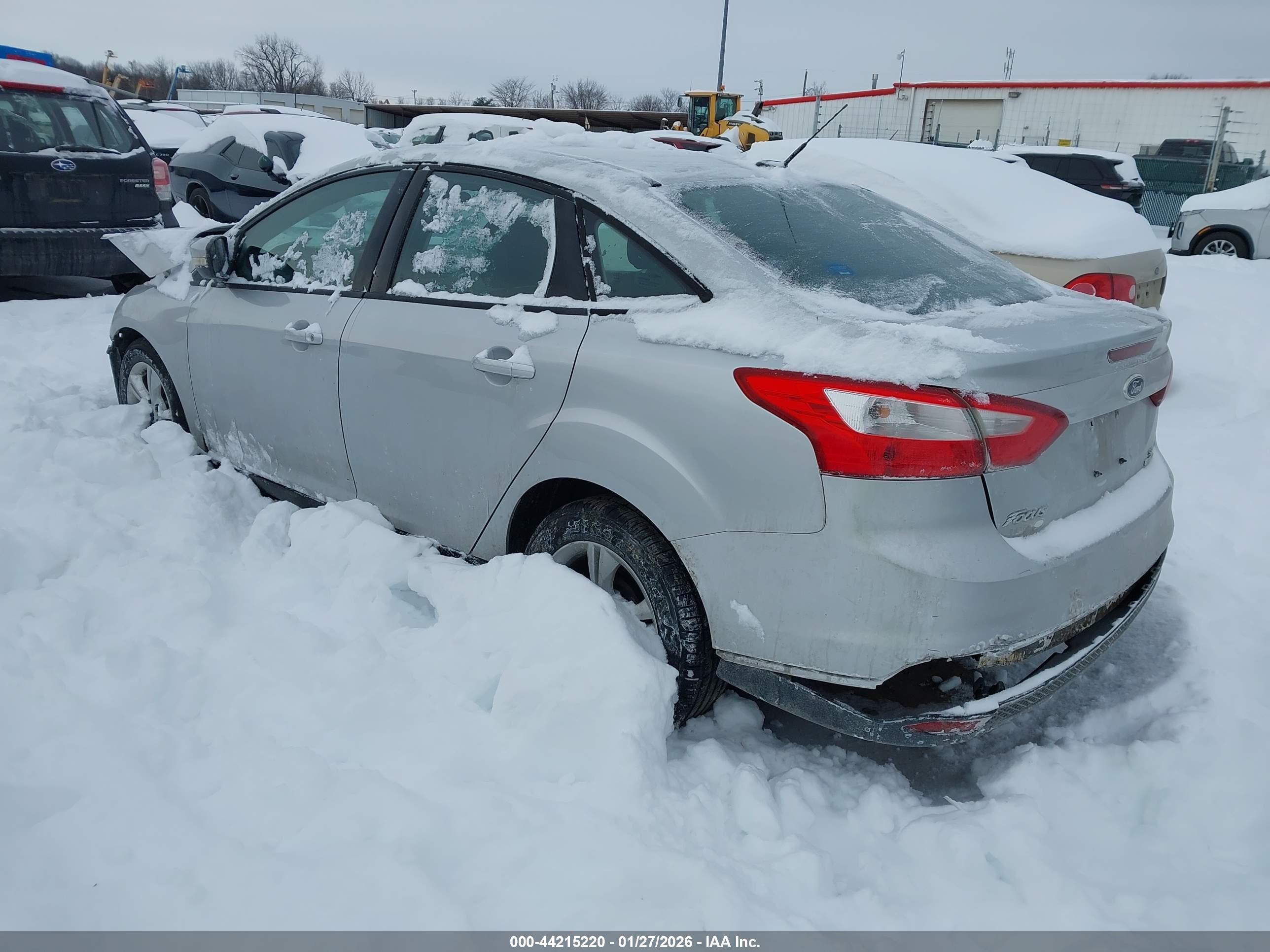 FORD FOCUS image 3