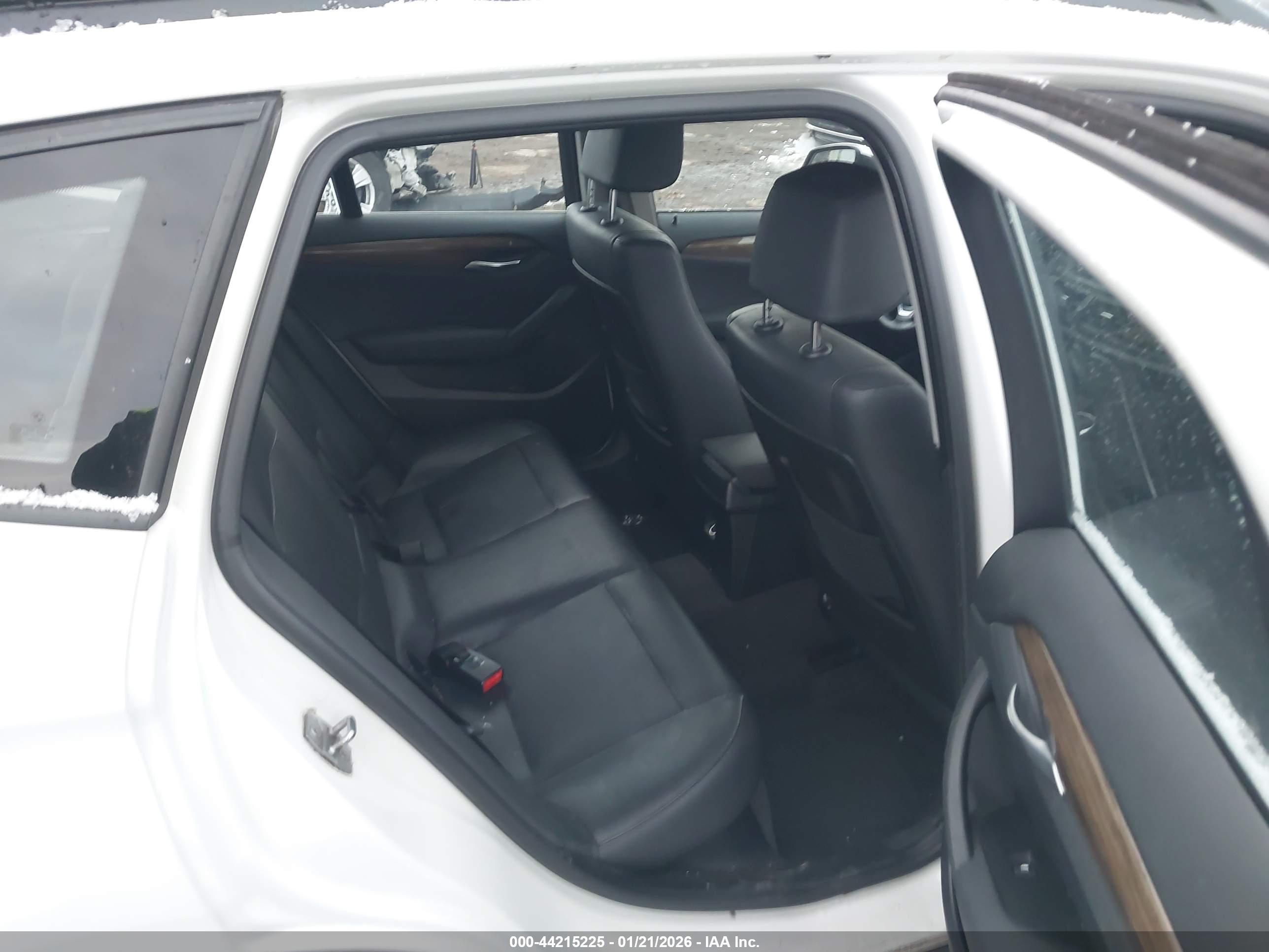 BMW X1 image 8