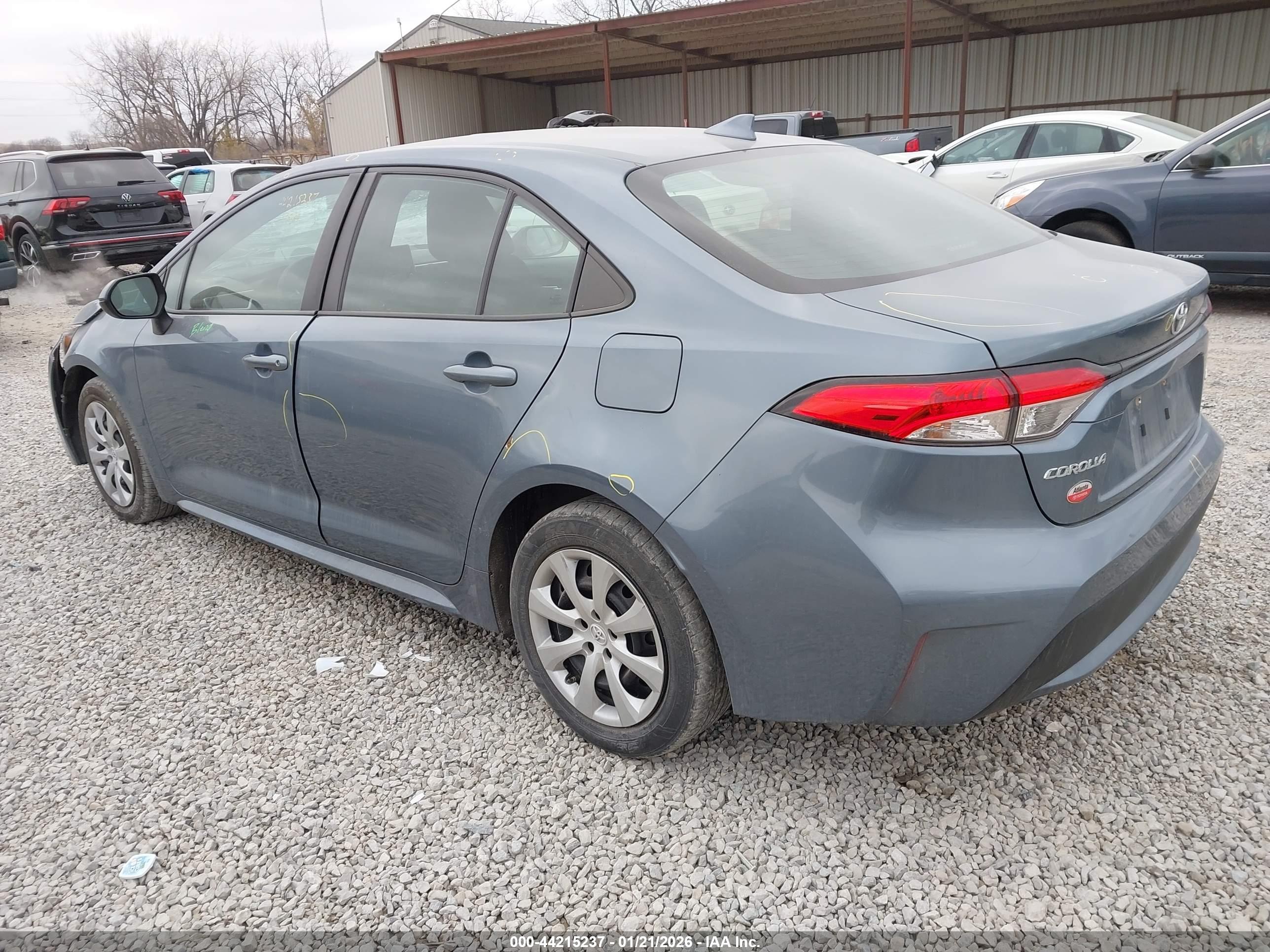 TOYOTA COROLLA image 3