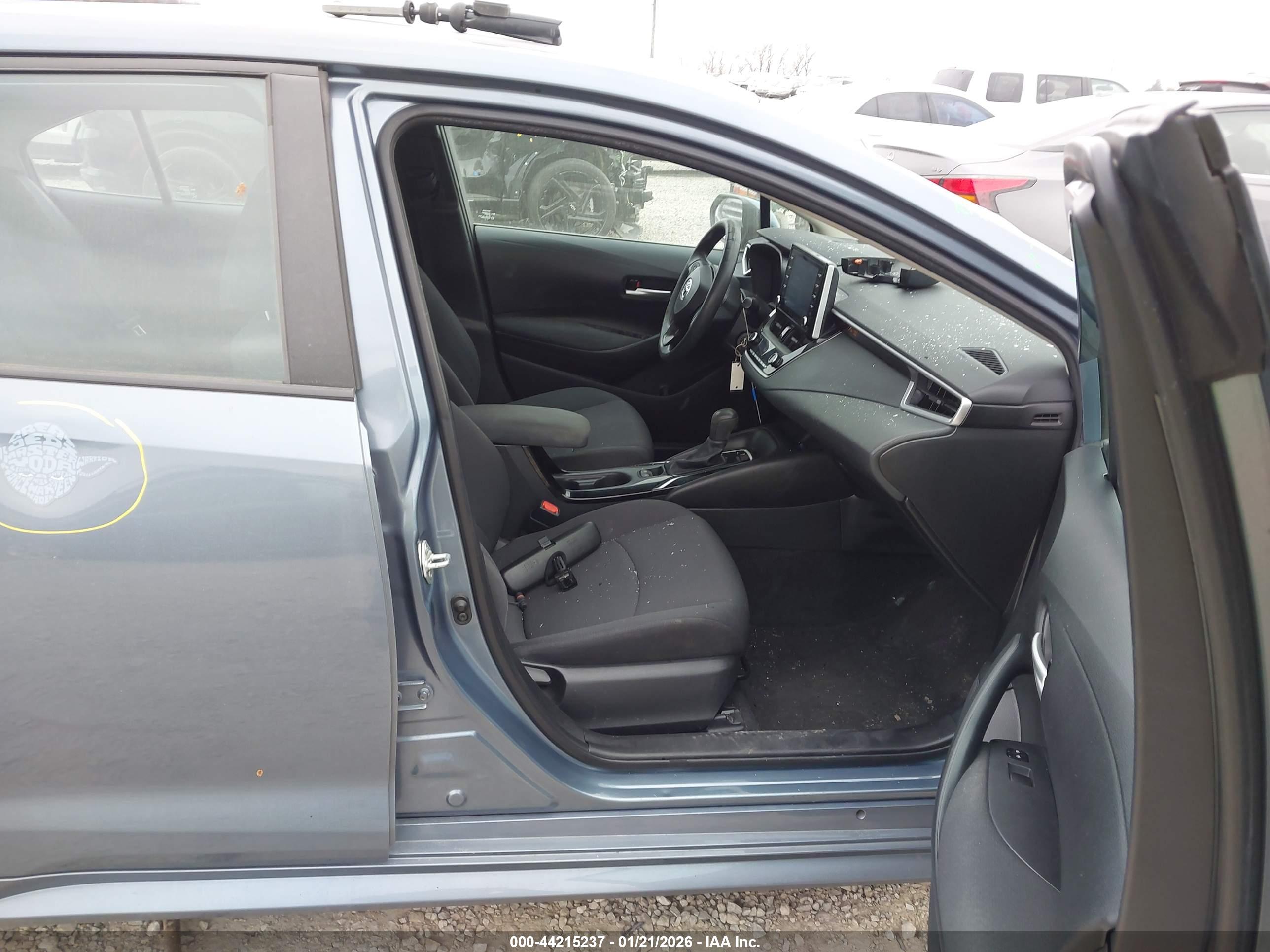 TOYOTA COROLLA image 5