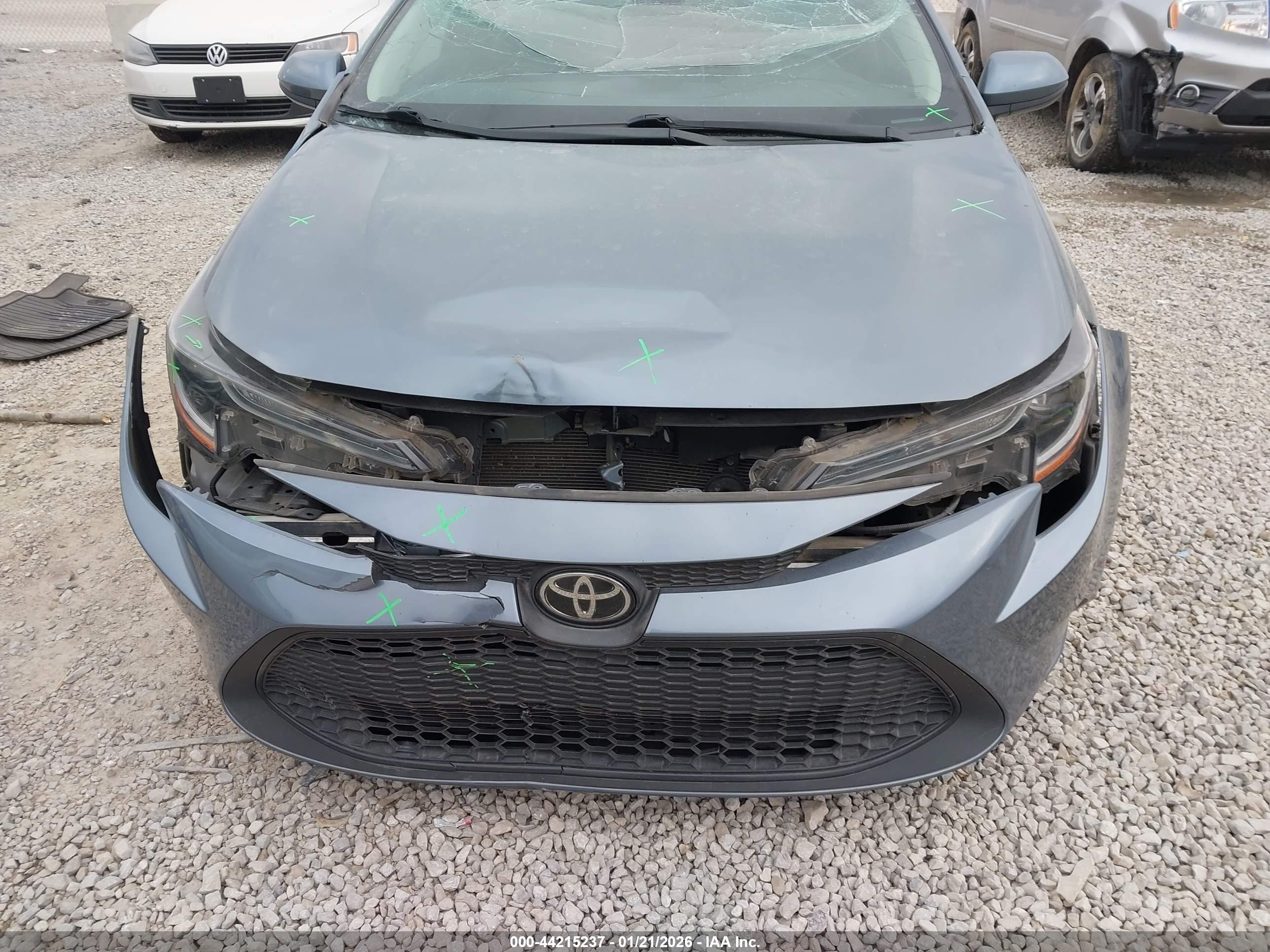TOYOTA COROLLA image 6